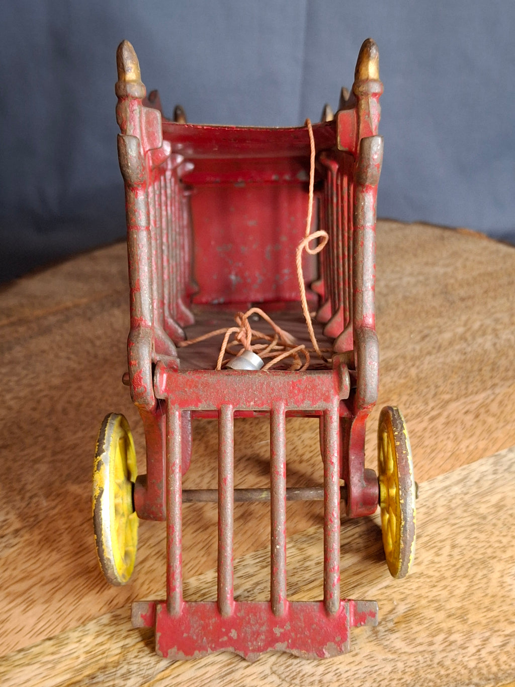 Antique Kenton Overland Circus Cast Iron Wagon Horse Drawn Toy 14" Driver Ex Condition
