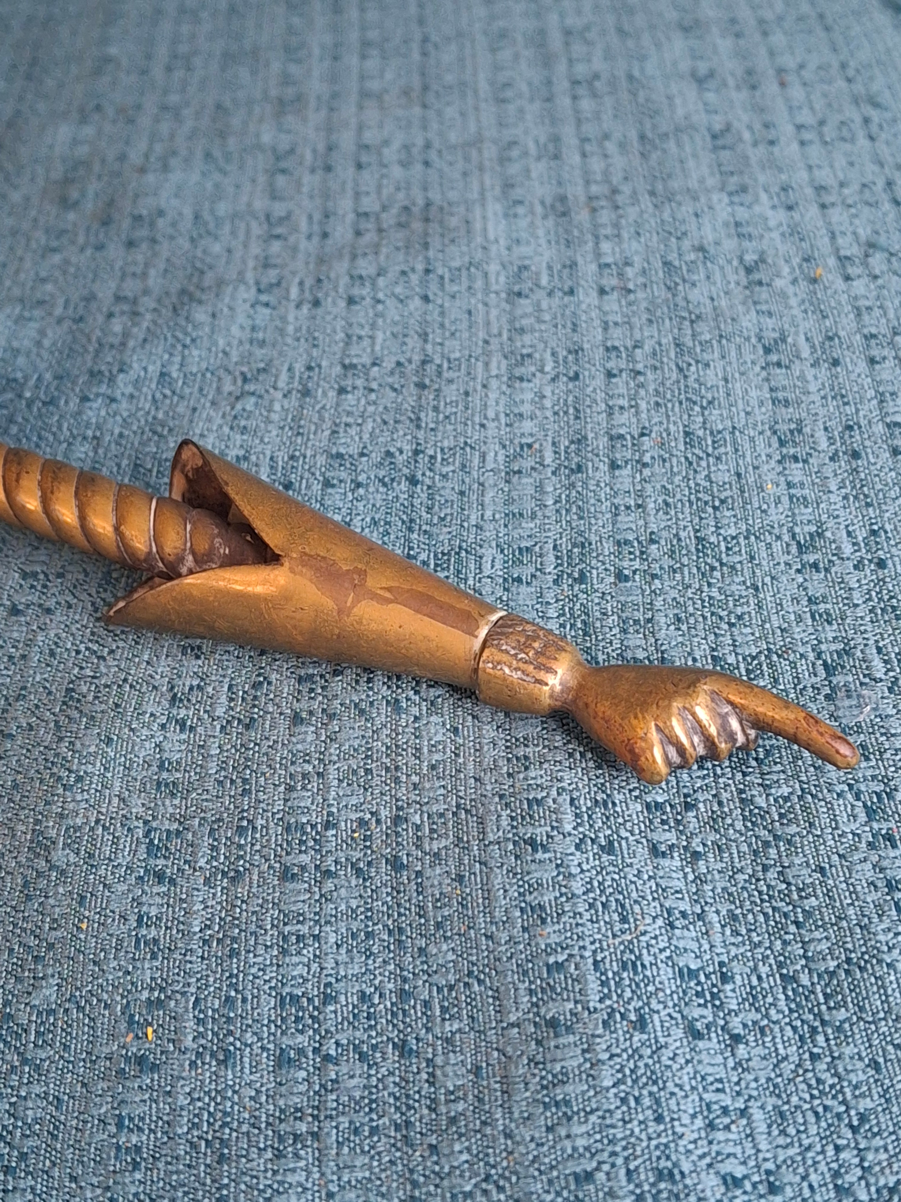 MUSEUM QUALITY Antique Brass Torah Pointer Heavy 141g Yad 19th Century European Judaica