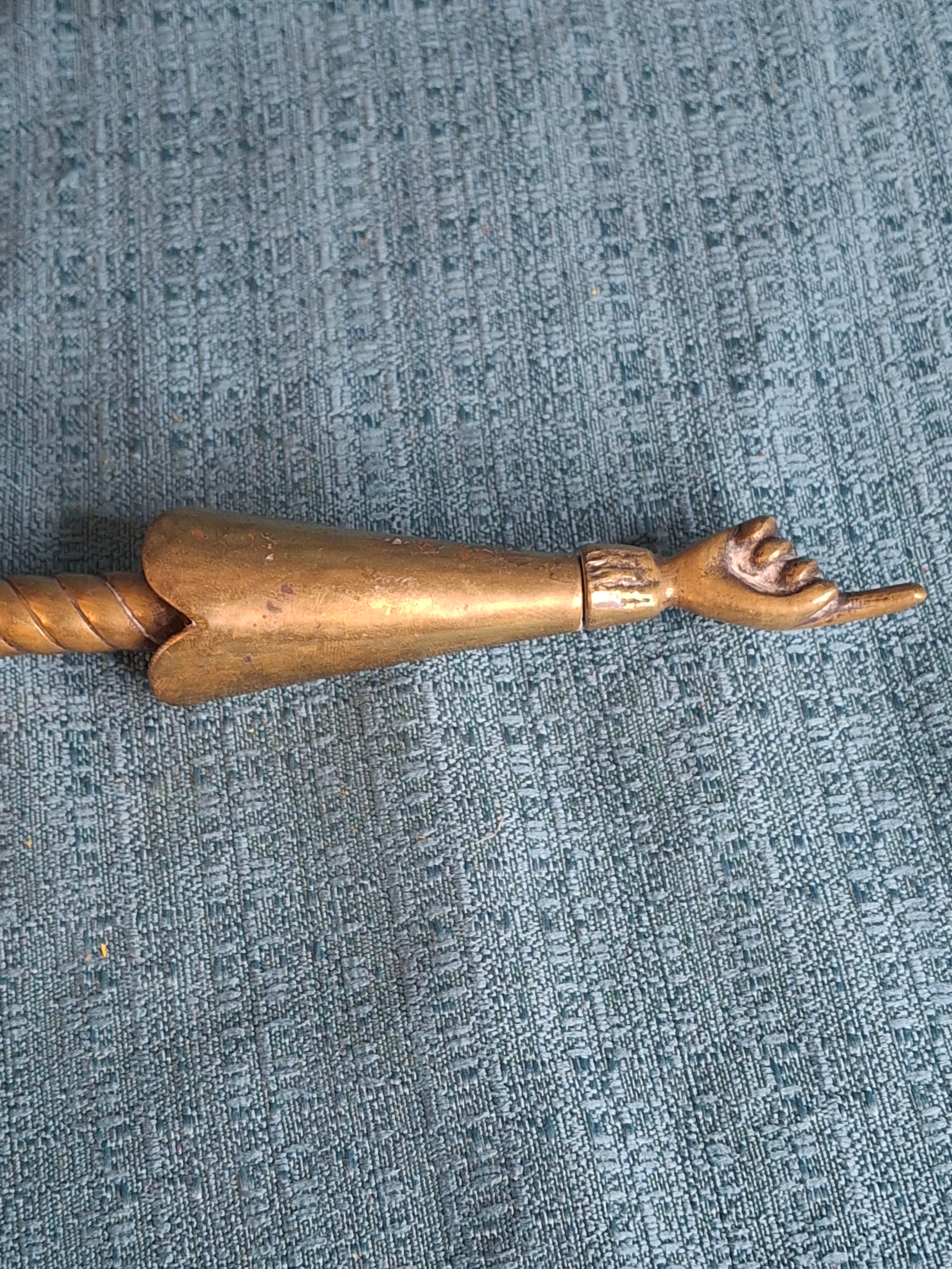 MUSEUM QUALITY Antique Brass Torah Pointer Heavy 141g Yad 19th Century European Judaica