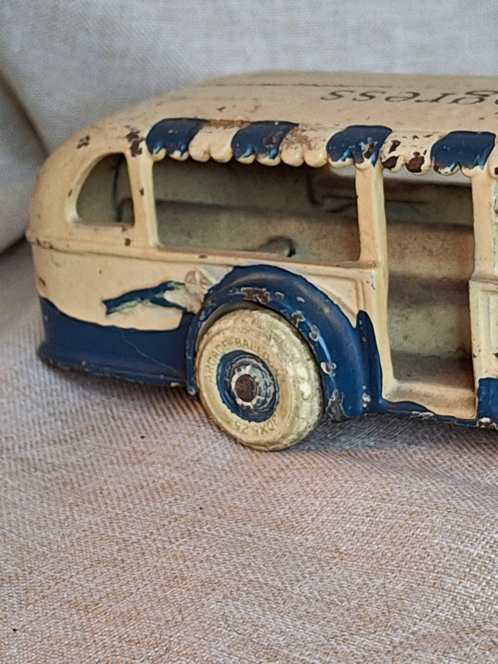 Vintage Extra Large 14.5" 1934 Arcade Cast Iron Greyhound Bus Century of Progress Chicago World Fair - Very Well Preserved