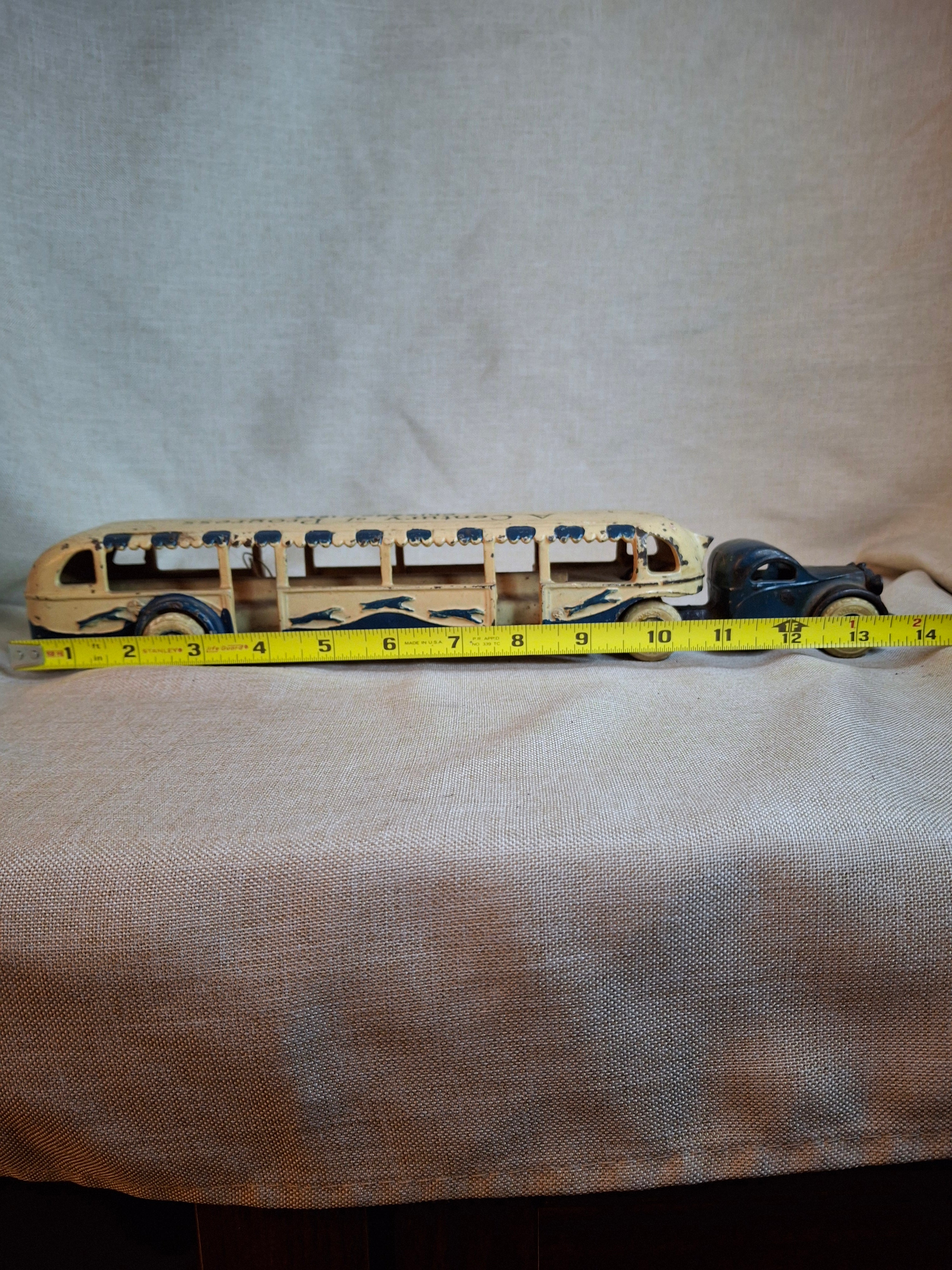 Vintage Extra Large 14.5" 1934 Arcade Cast Iron Greyhound Bus Century of Progress Chicago World Fair - Very Well Preserved