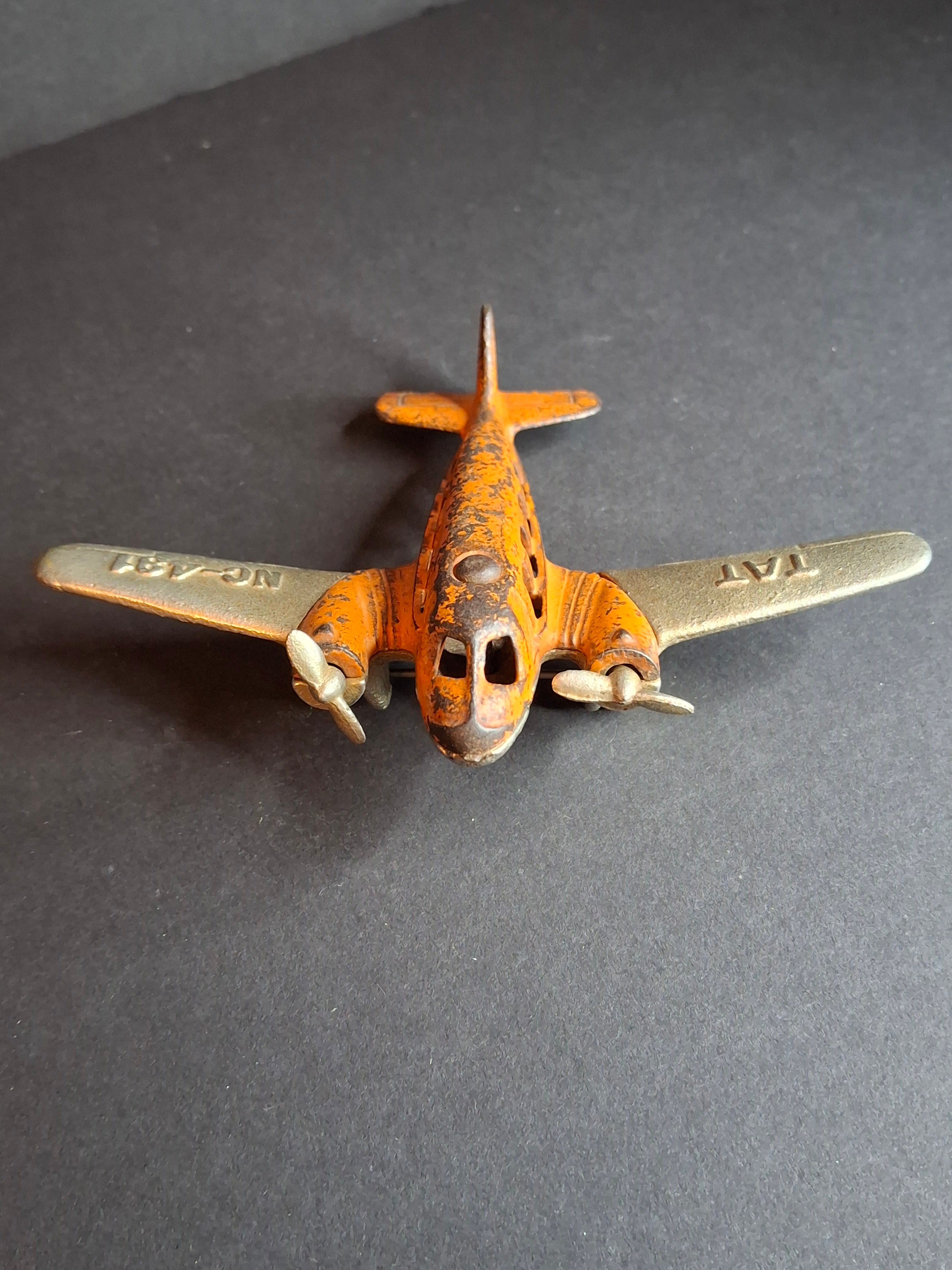 Vintage 1930s Hubley Cast Iron TAT NC-491 Dual Prop Airplane Toy Orange Nickel