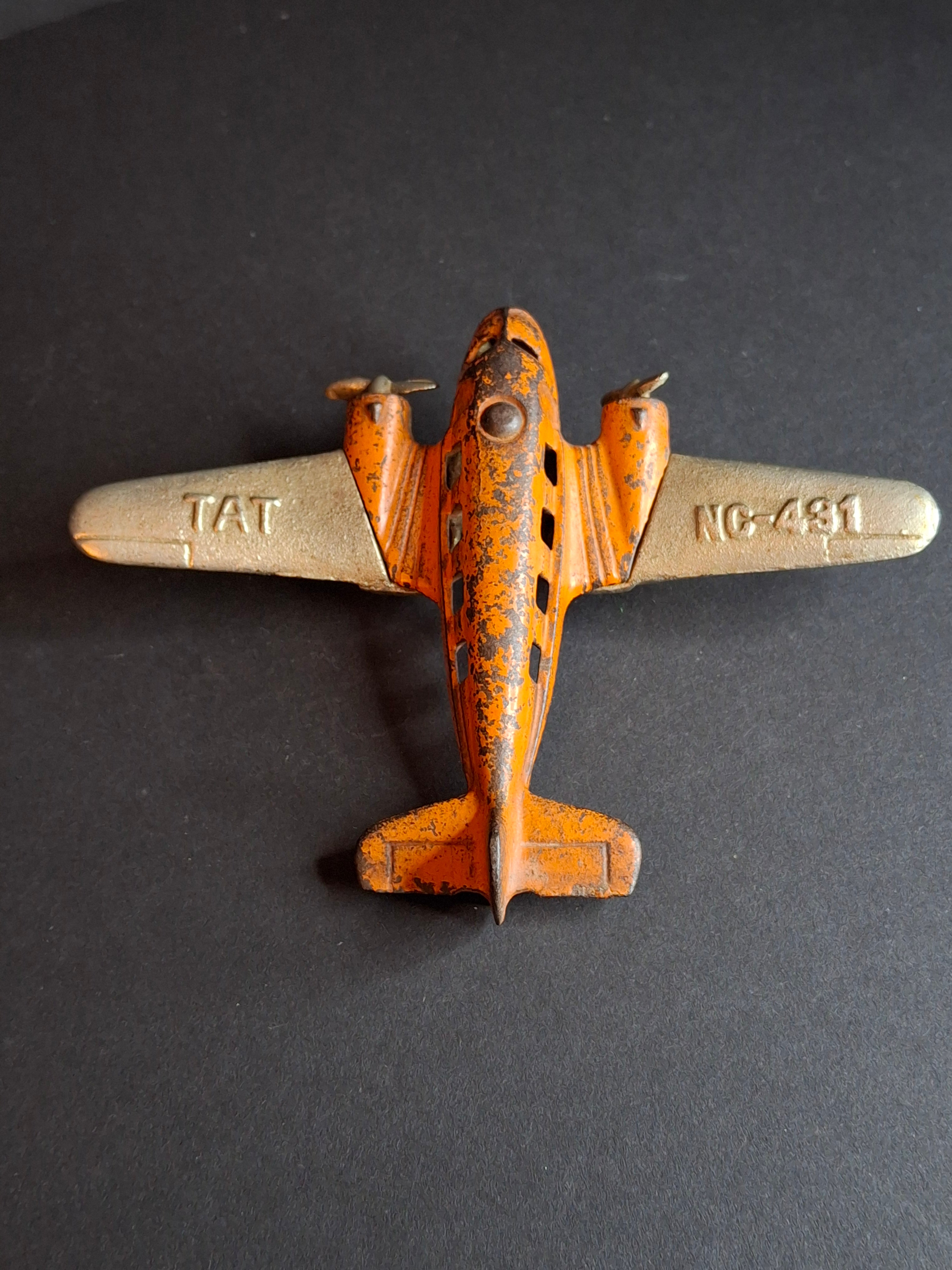 Vintage 1930s Hubley Cast Iron TAT NC-491 Dual Prop Airplane Toy Orange Nickel