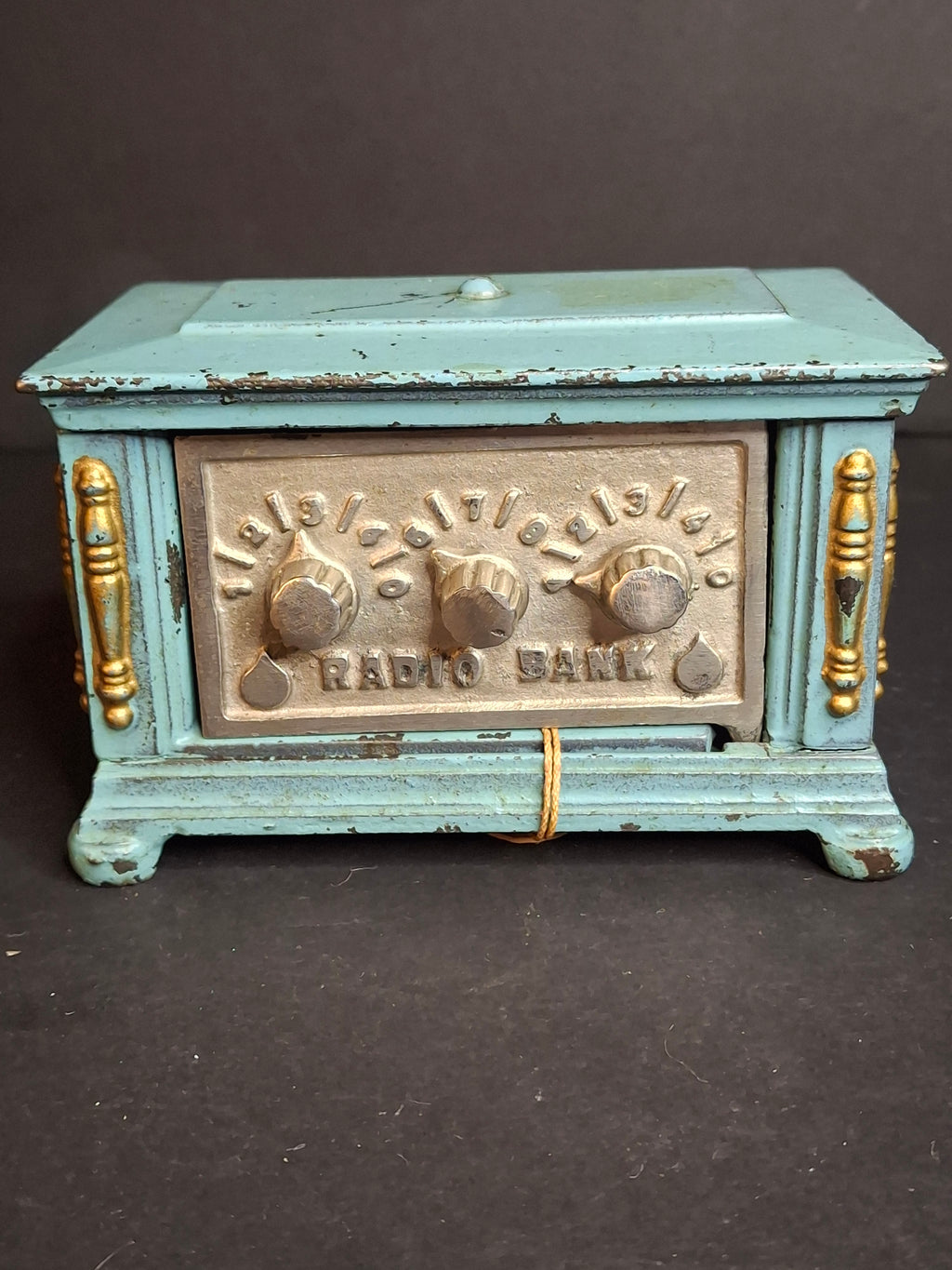 Antique Kenton Toys Cast Iron Radio Bank 1920s Small 3-Dial Safe w/ Original Tag Egelhoff and Pierce Collections