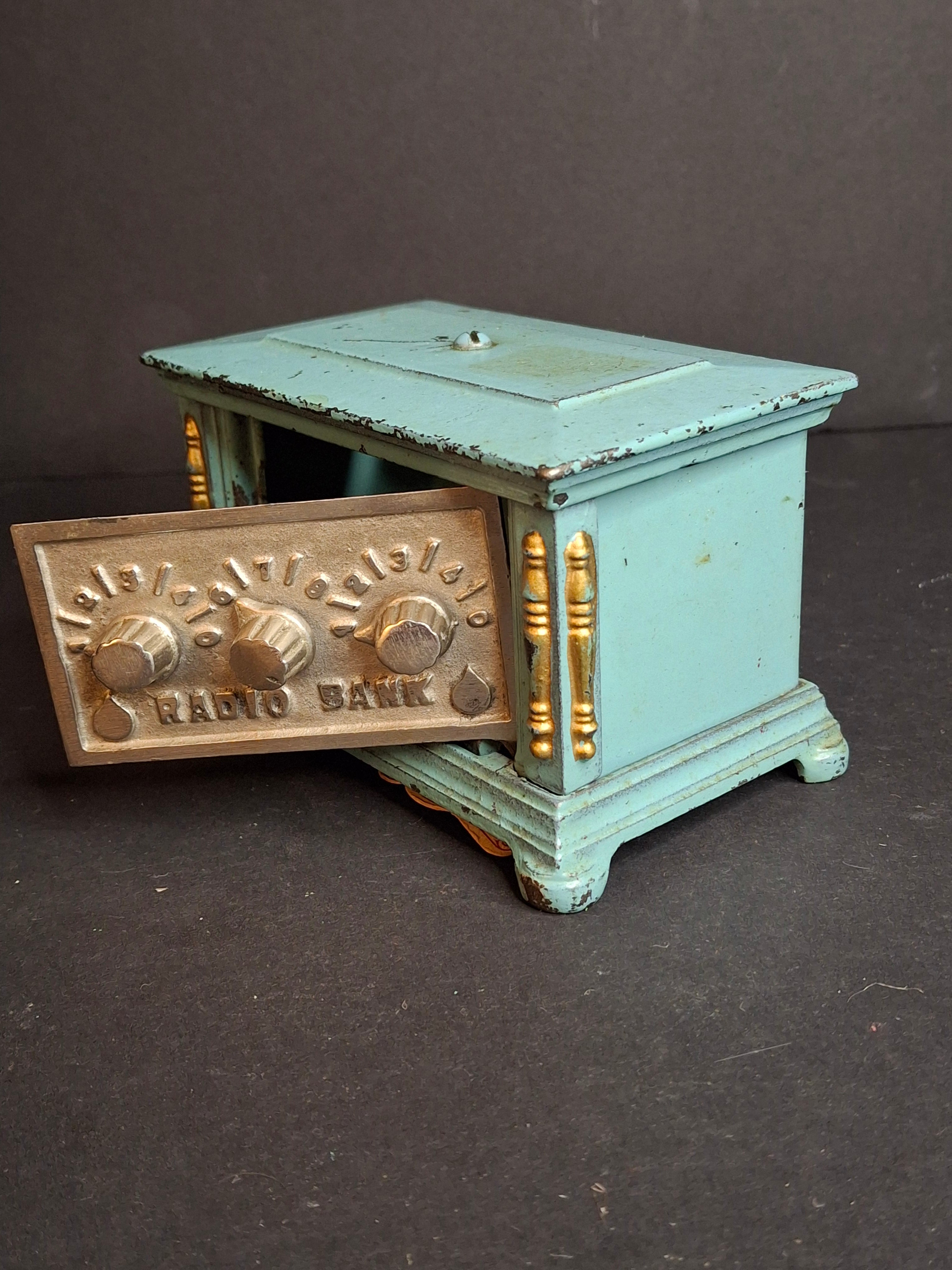 Antique Kenton Toys Cast Iron Radio Bank 1920s Small 3-Dial Safe w/ Original Tag Egelhoff and Pierce Collections