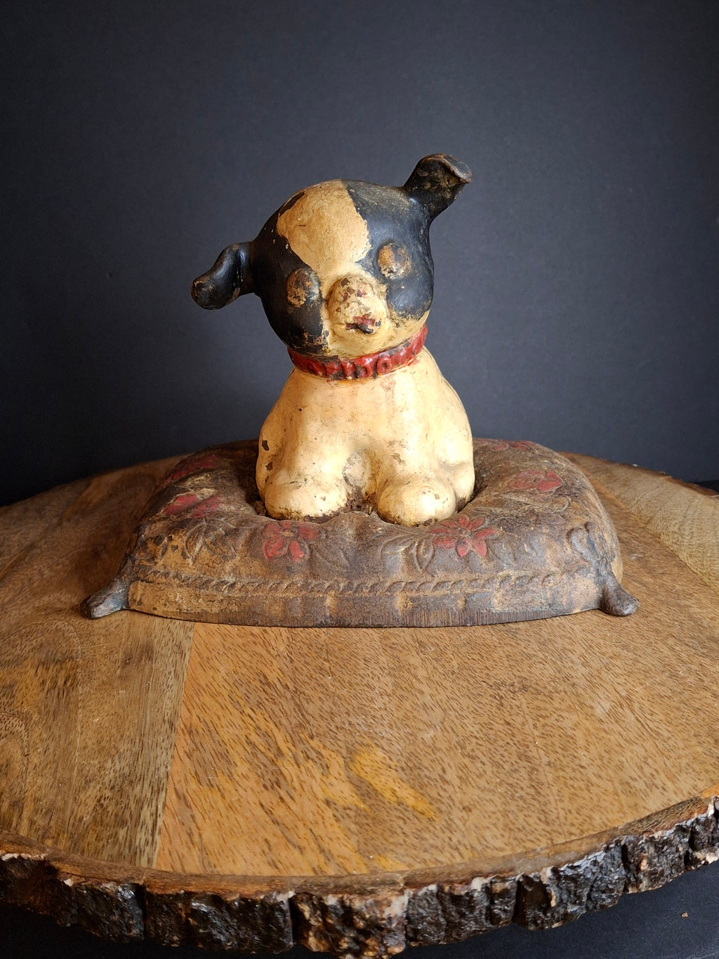 Antique Hubley Cast Iron Fido on Pillow Still Penny Bank, Original Paint c. 1920s - Tom Kellogg Collection