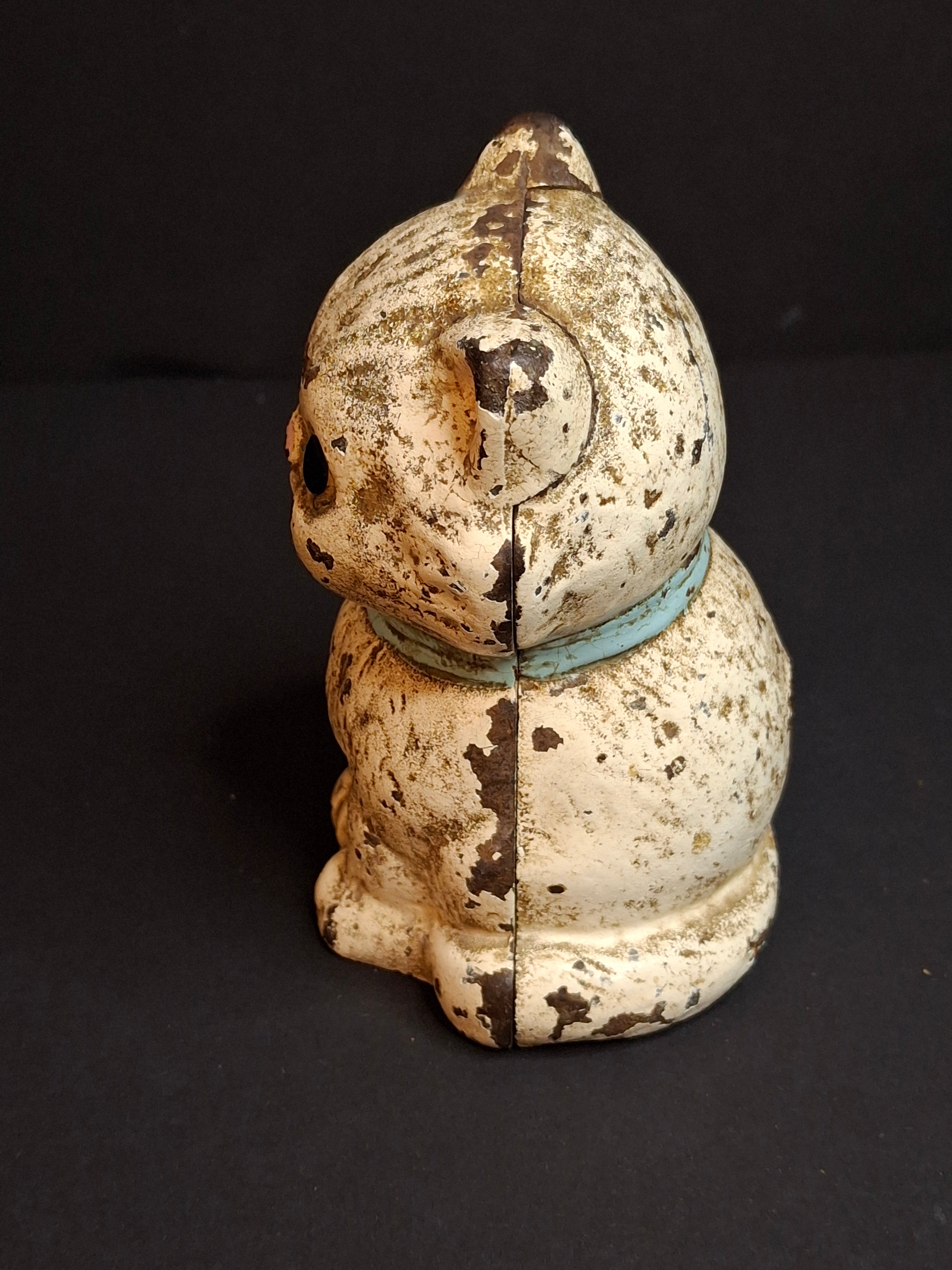 Antique Cast Iron Cat Still Bank Vintage Hubley John Wright Kitty Bow Coin Penny Bank