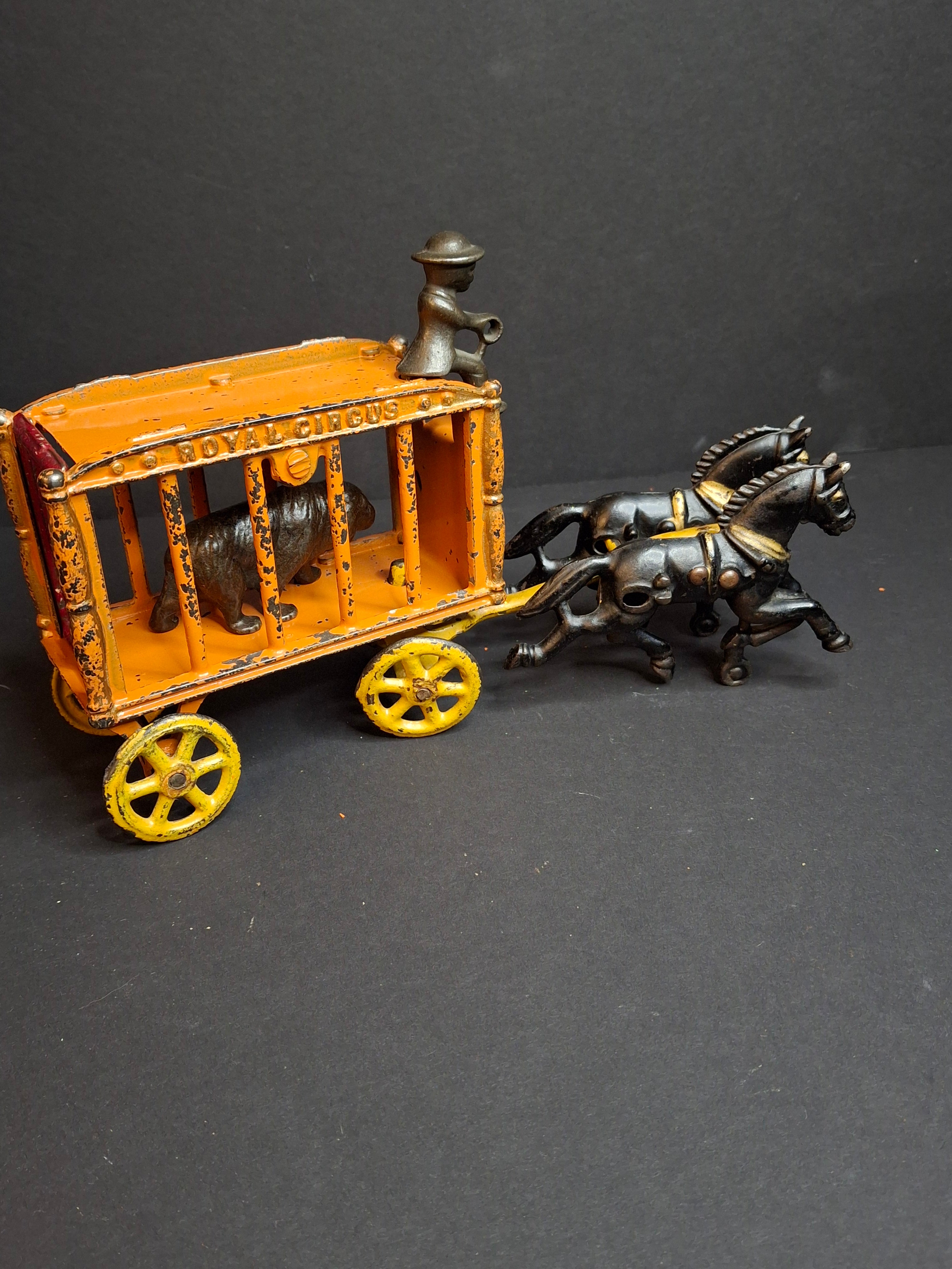 Antique Hubley Cast Iron Royal Circus Bear Cage Wagon Orange 1910 Two Horses Driver