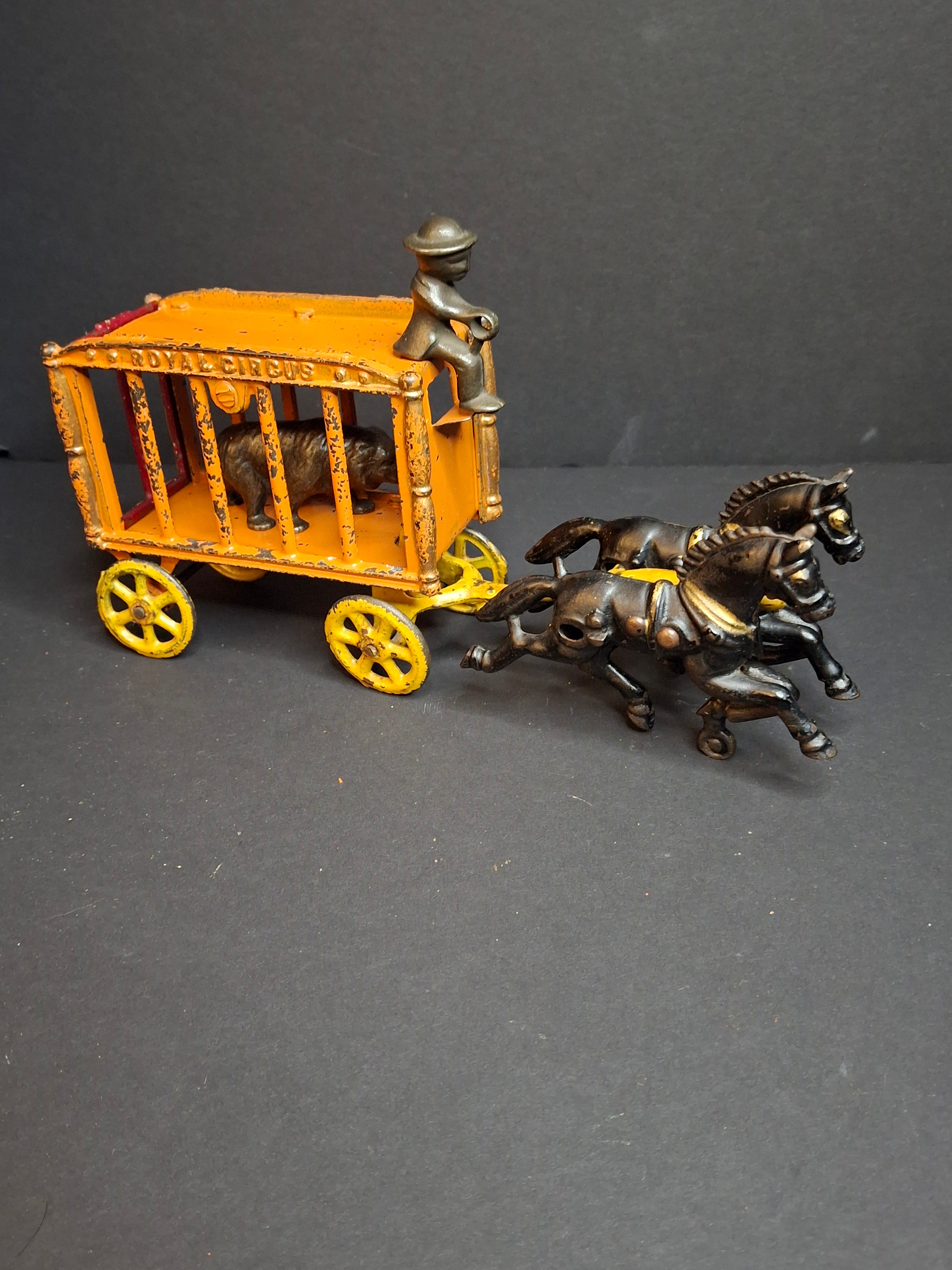 Antique Hubley Cast Iron Royal Circus Bear Cage Wagon Orange 1910 Two Horses Driver
