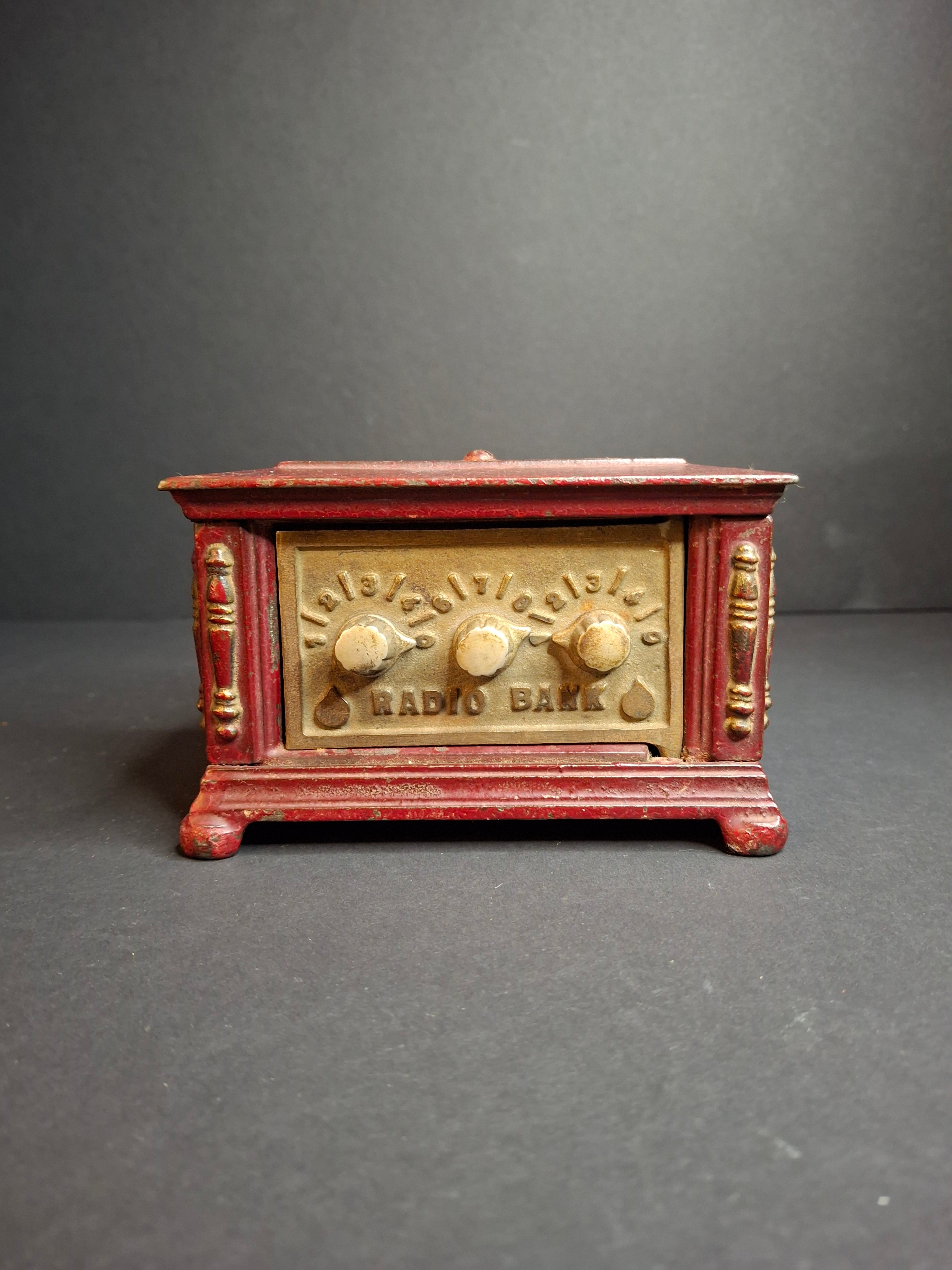 Antique Kenton Toys Cast Iron Radio Bank 1920s Small 3-Dial Safe Red Paint