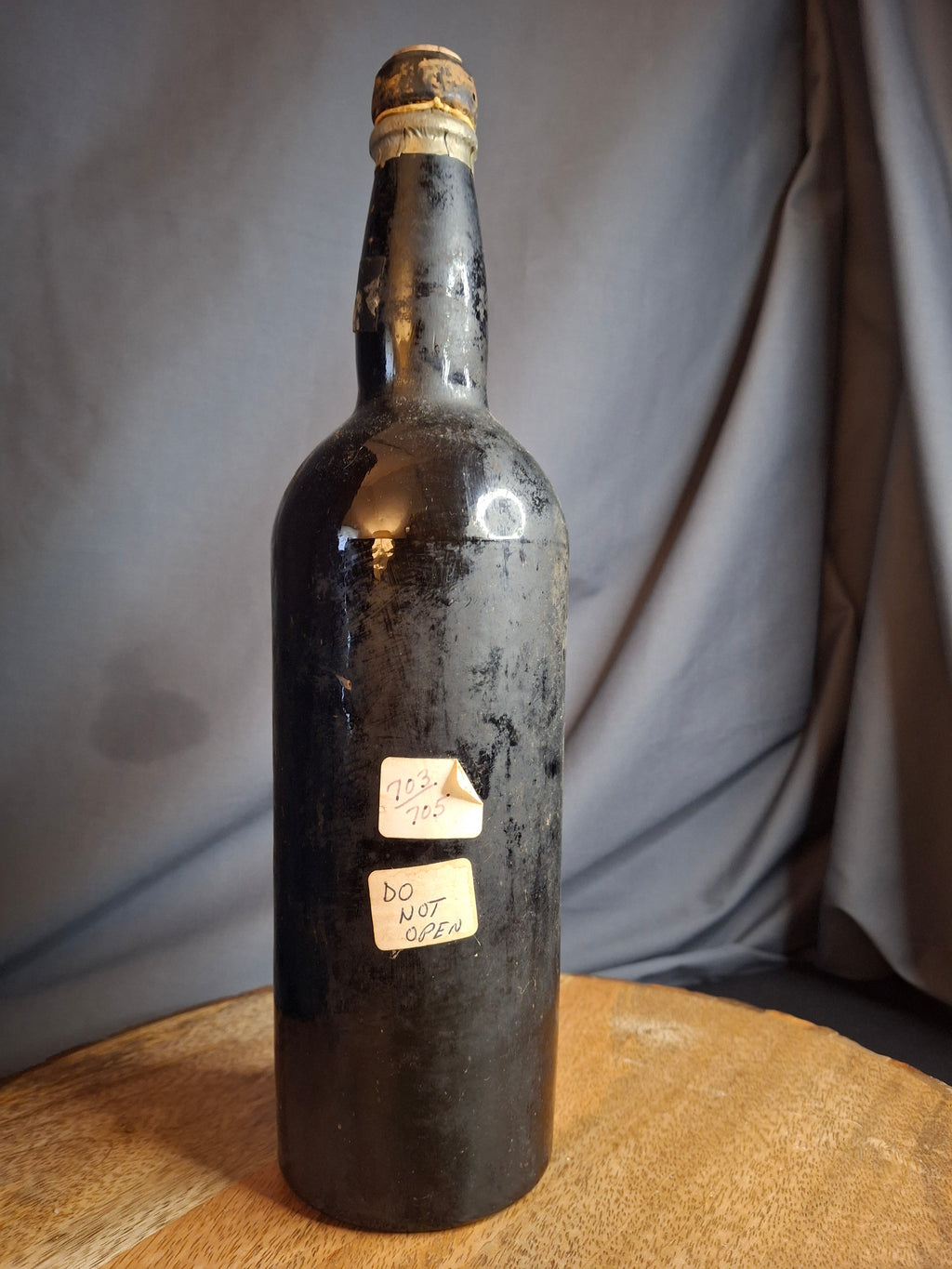 Antique 1864 Xeres Sherry Montebello Wine Bottle Original Cork Rare Estate Ephemera