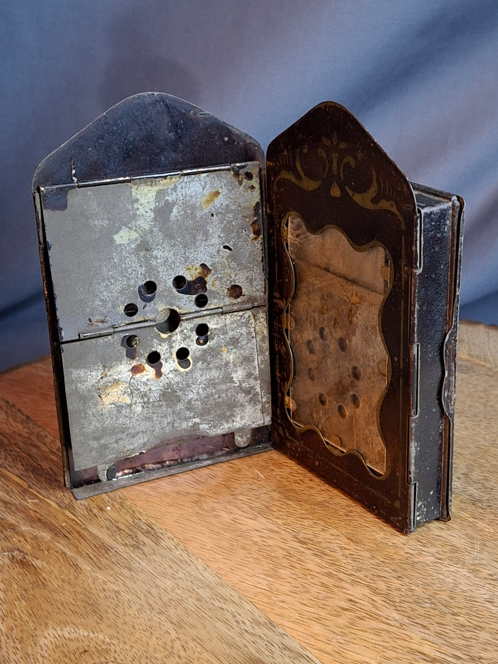 Museum-Grade 1865 Civil War J.A. Minor’s Patent Folding Candle Lantern – Exceptional Original Condition