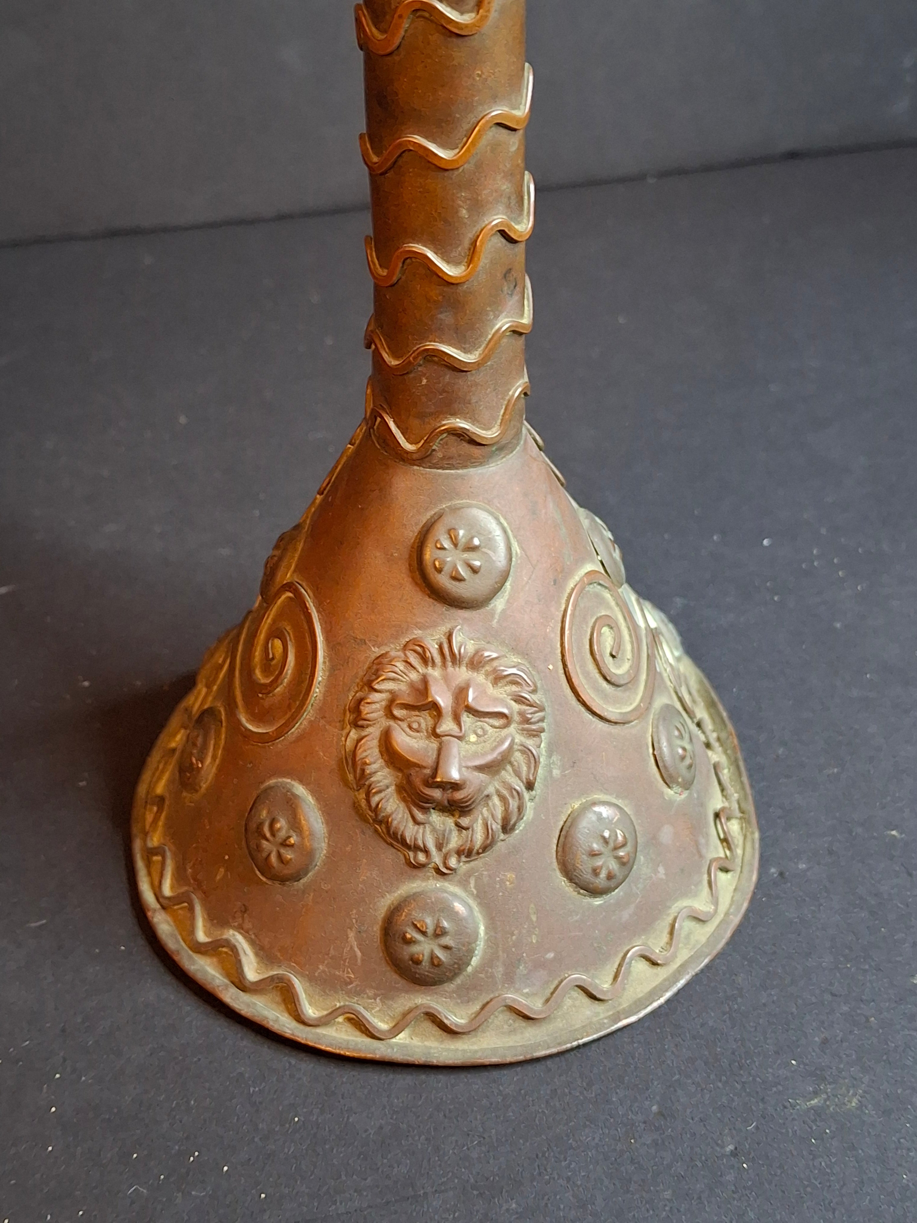 Antique Flemish Brass Snotneus Oil Lamp Ornate Copper Lion Mask Fat Light 19th Century