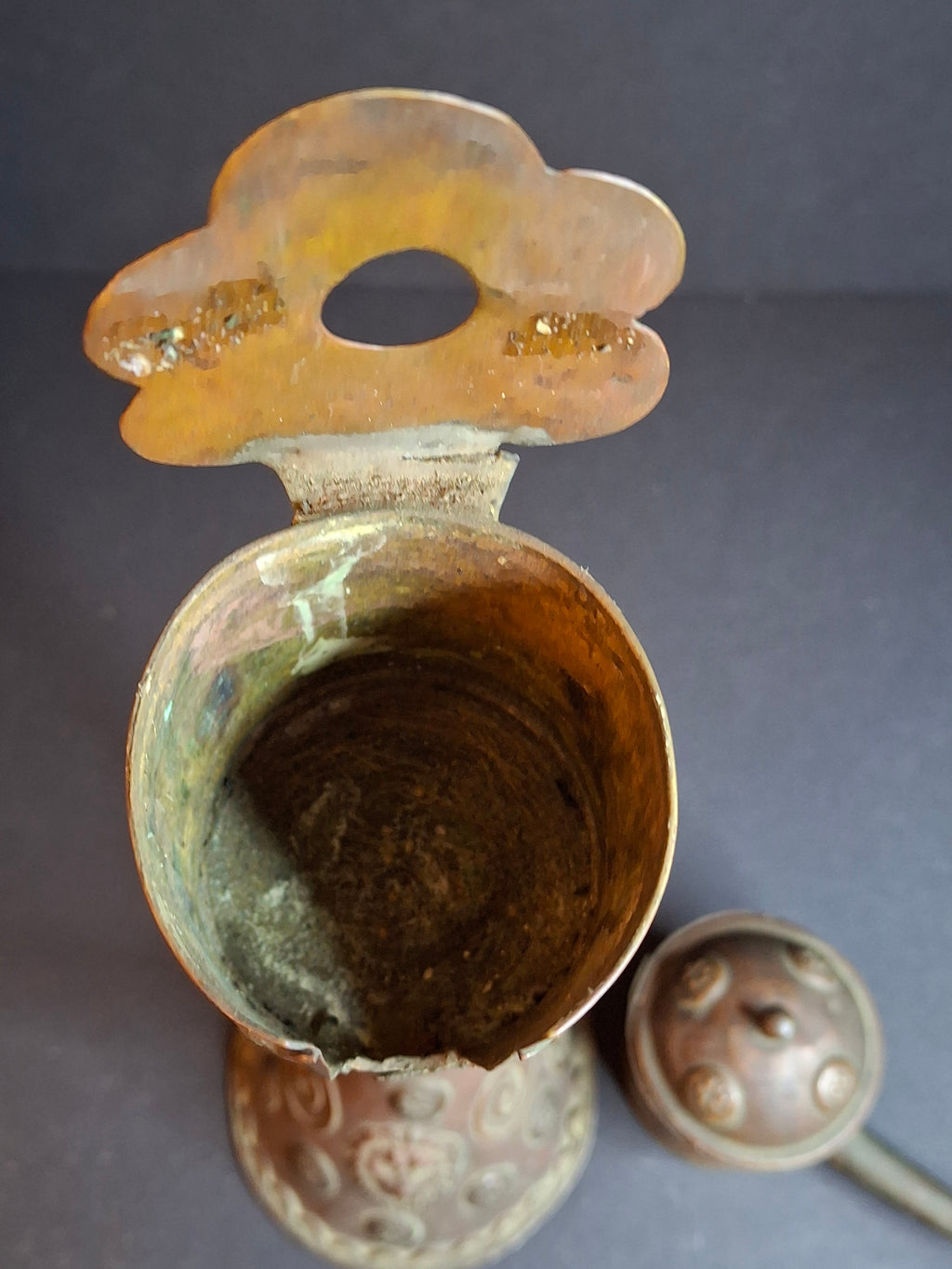 Antique Flemish Brass Snotneus Oil Lamp Ornate Copper Lion Mask Fat Light 19th Century