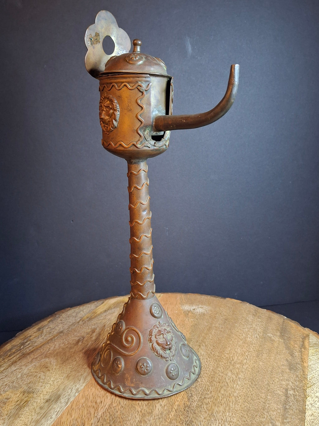 Antique Flemish Brass Snotneus Oil Lamp Ornate Copper Lion Mask Fat Light 19th Century