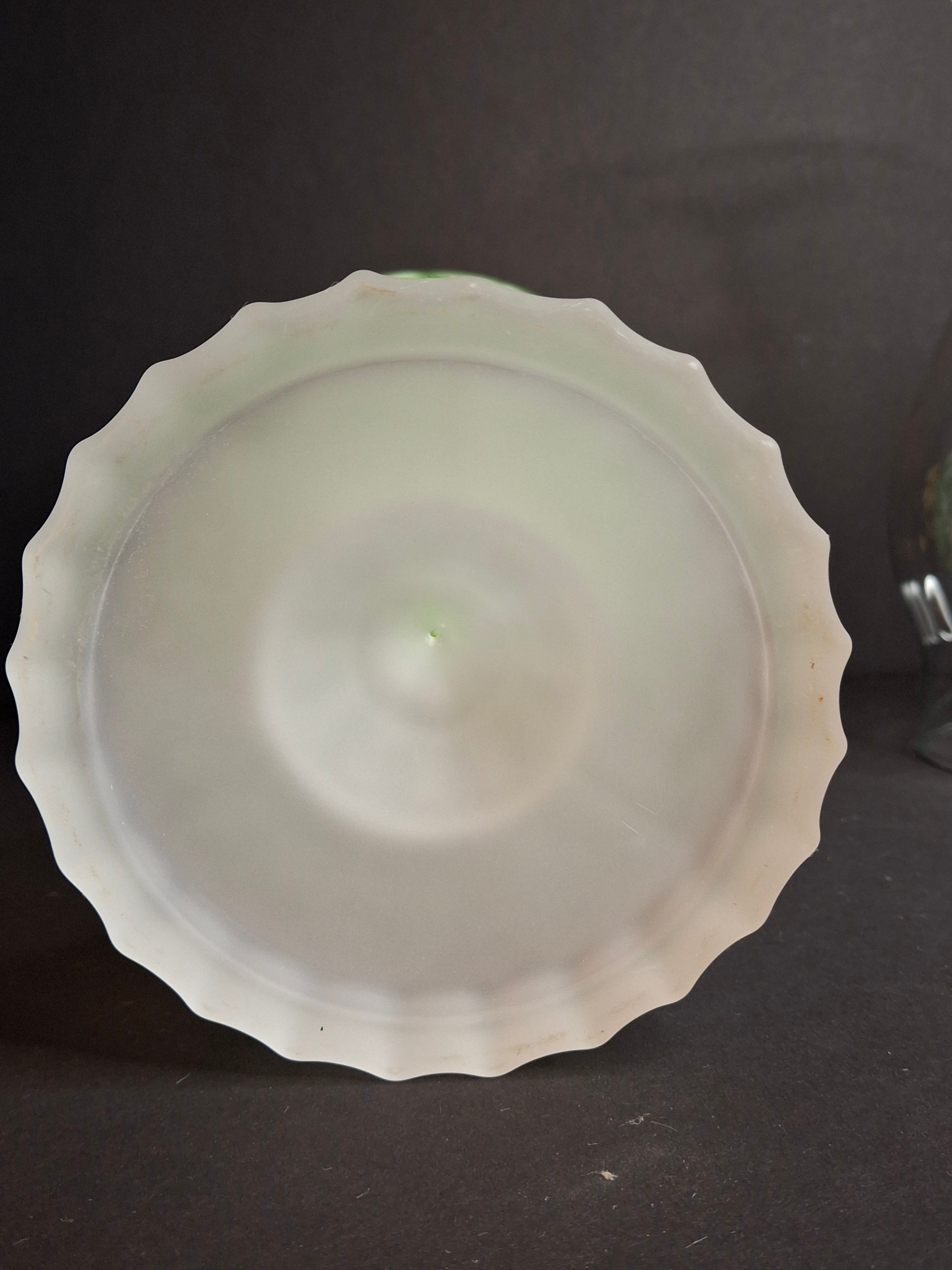 Vintage-Style Green Floral Glass Table Lamp with Frosted Female Head Pedestal Base