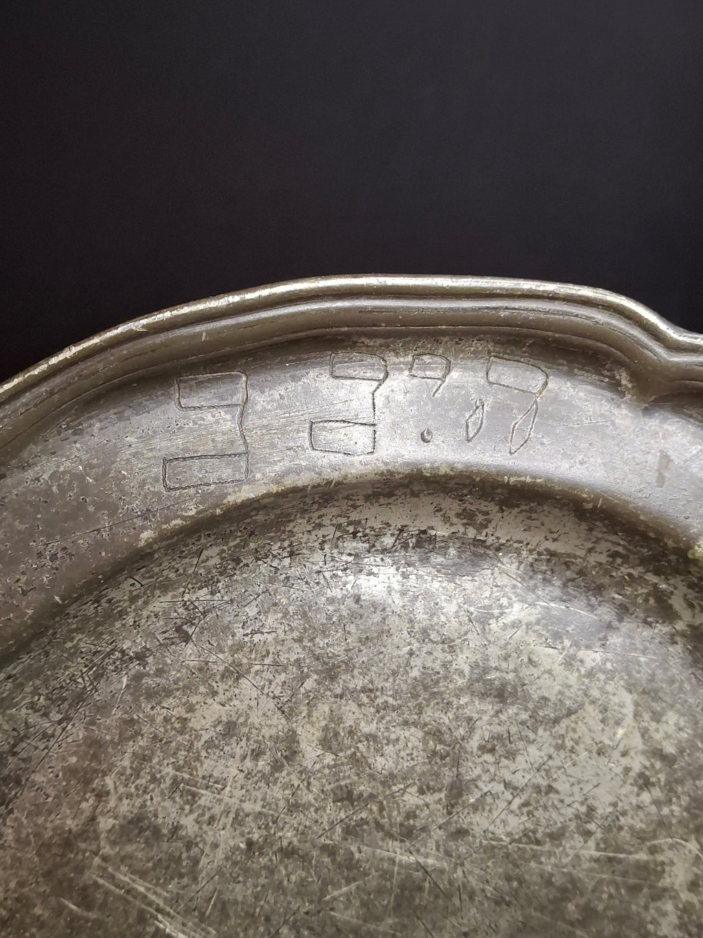 Antique 18th Century German Judaica Pewter Plate Hand-Engraved Hebrew Inscription