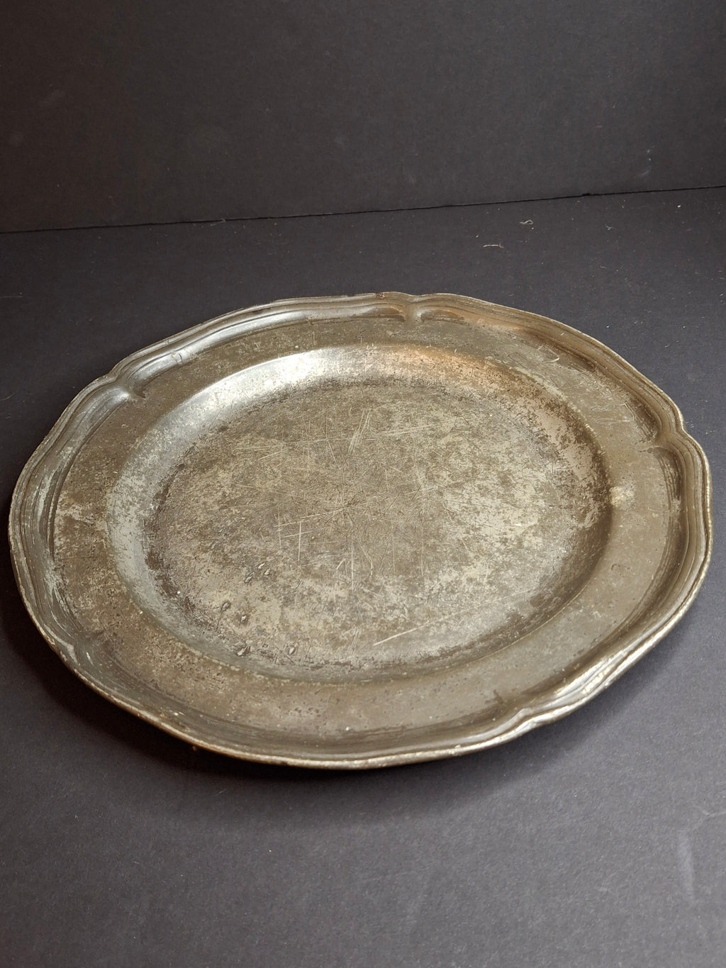 Antique 18th Century German Judaica Pewter Plate Hand-Engraved Hebrew Inscription