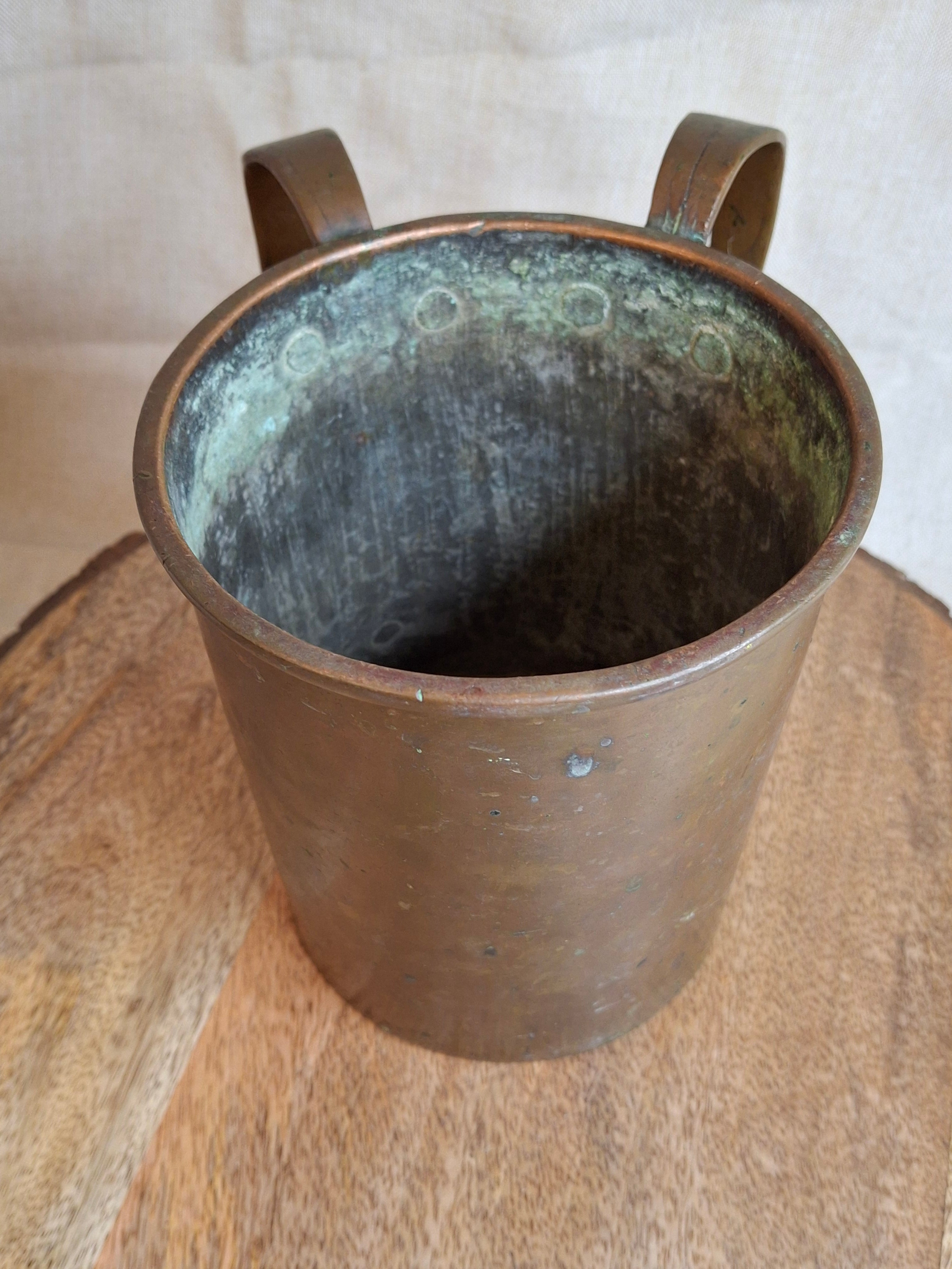 Antique 19th Century Extra-Heavy Copper Netilat Yadayim Laver Hand Washing Cup