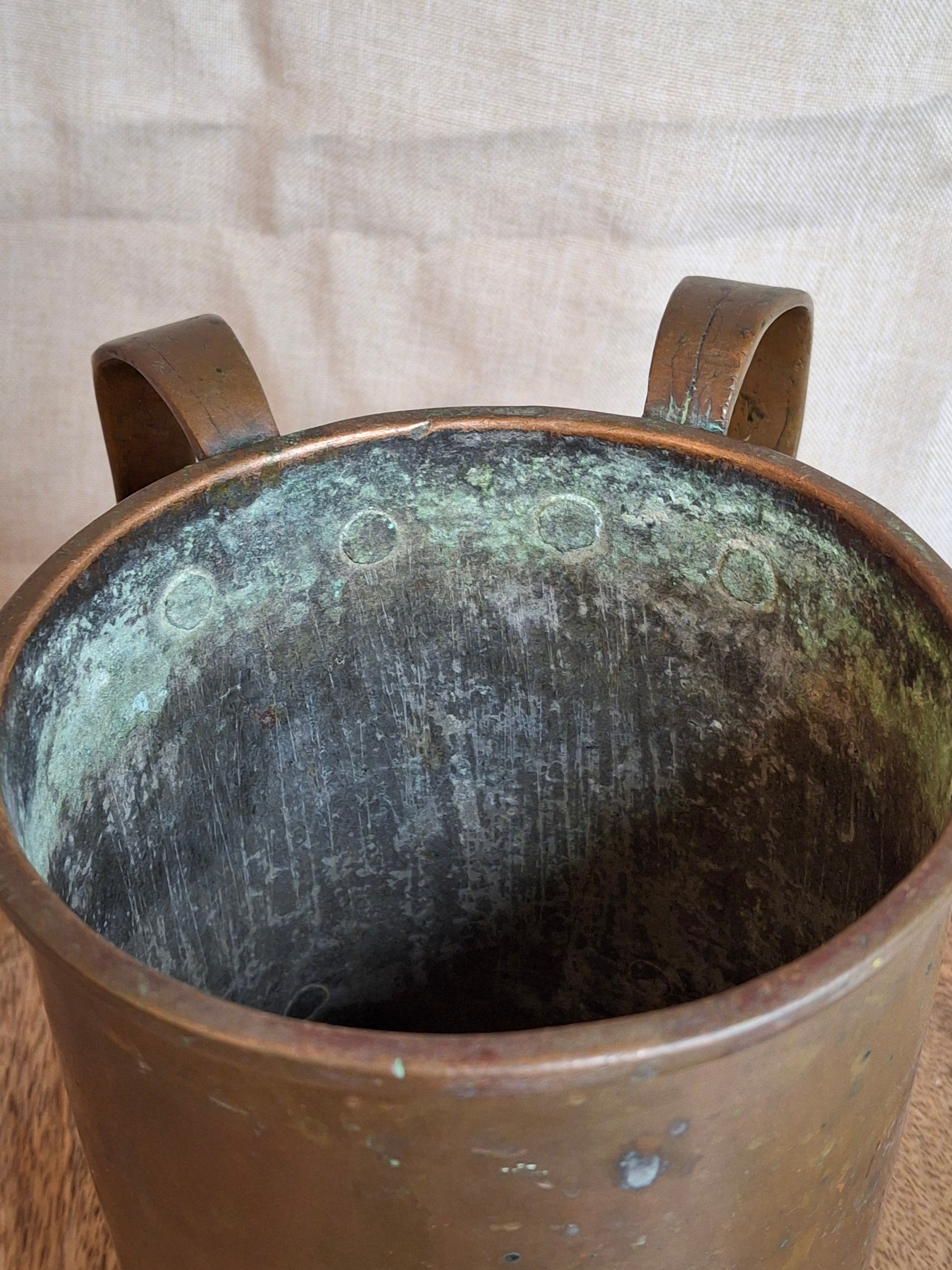 Antique 19th Century Extra-Heavy Copper Netilat Yadayim Laver Hand Washing Cup
