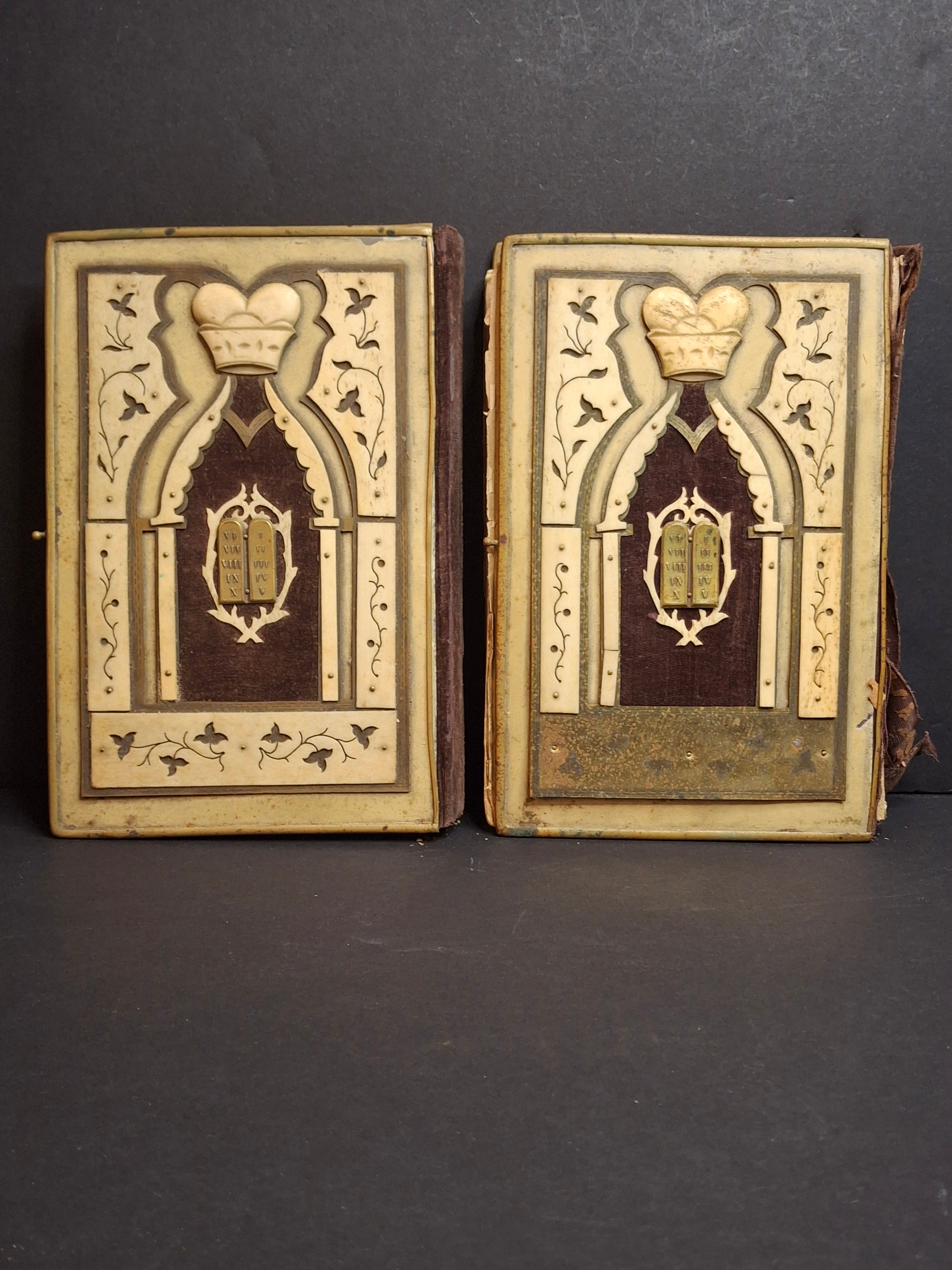 Antique 1893 Vienna Machzor Set Rosh Hashanah Yom Kippur Bone Brass Velvet Binding