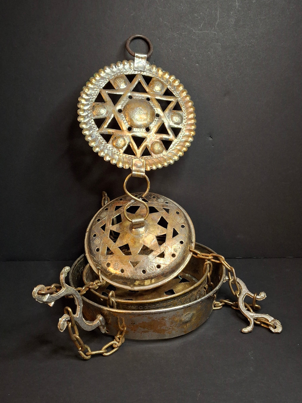Late 19th Century Judaica Silver Plated Bronze Ner Tamid Synagogue Memorial Hanging Lamp Frame