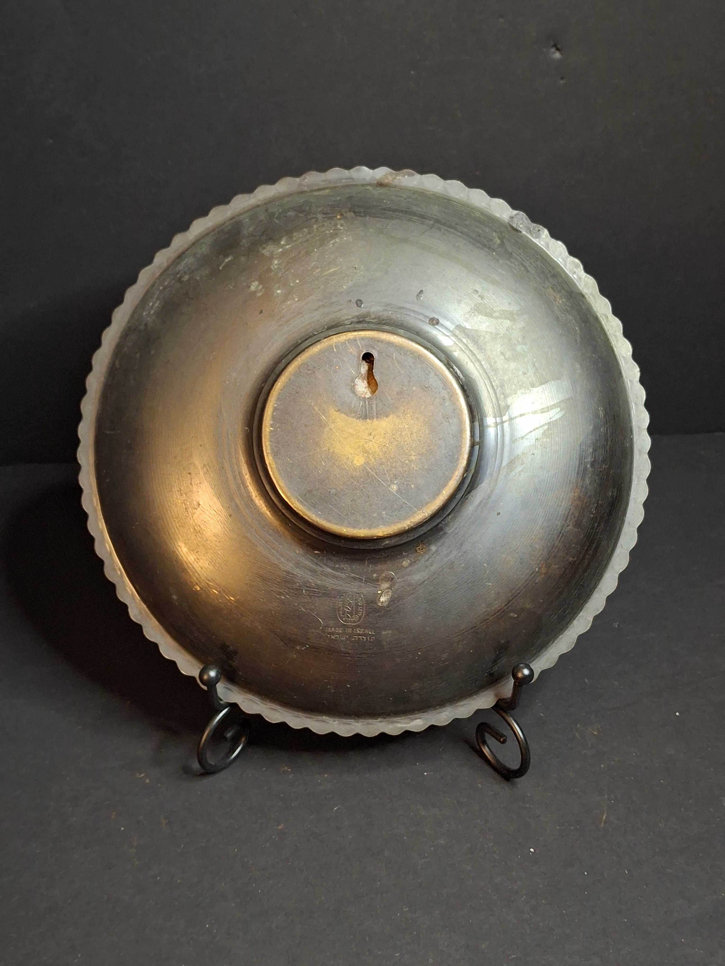 Vintage Pal-Bell Israel Brass Rabbi Blowing Shofar Plate Scalloped Wall Plaque