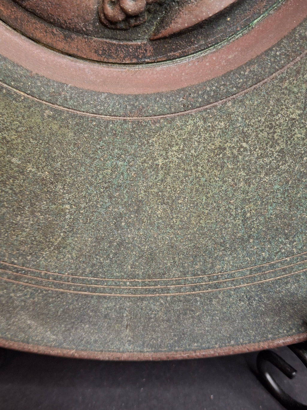 Vintage 1950s Heavy Pal-Bell Israel Verdigris Brass 9.5" Wall Plate Rabbi Shofar
