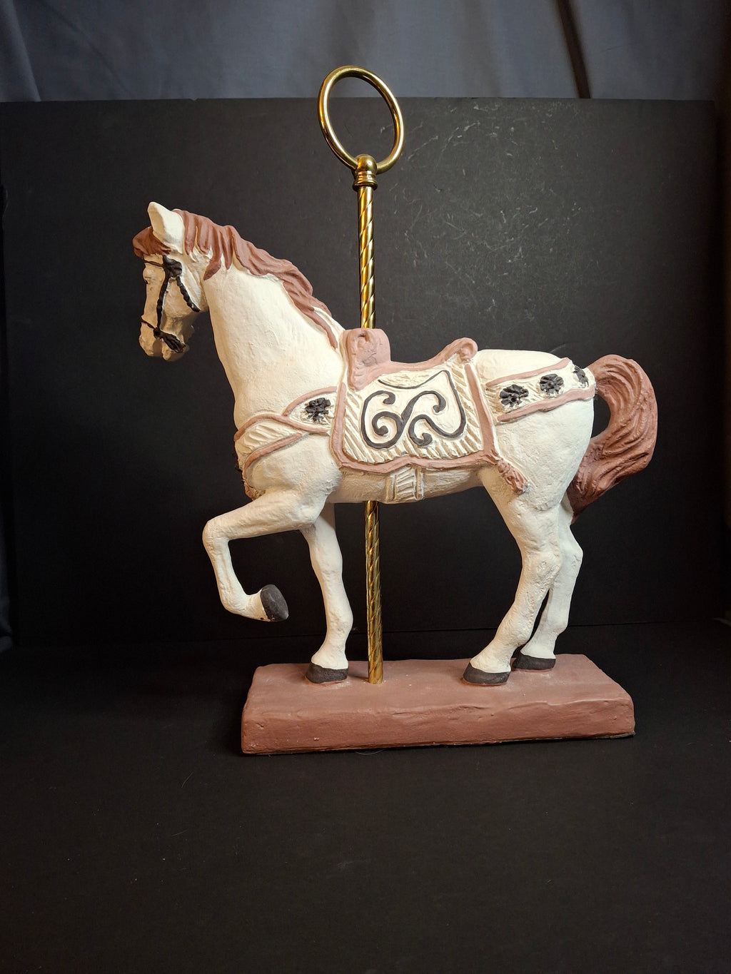 Vintage 1983 Austin Sculpture Carousel Horse Durastone Statue Brass Pole Ring Base 15"