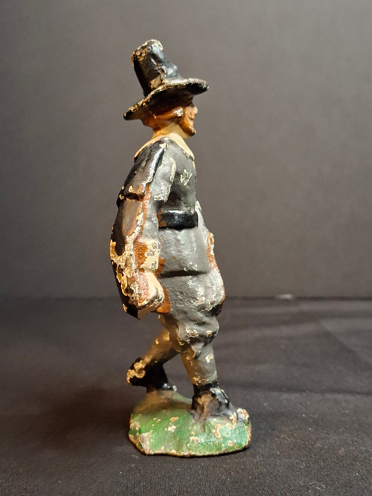 Antique Cast Iron Pilgrim with Musket Man Figurine Paperweight 4.75" Original Polychrome Paint