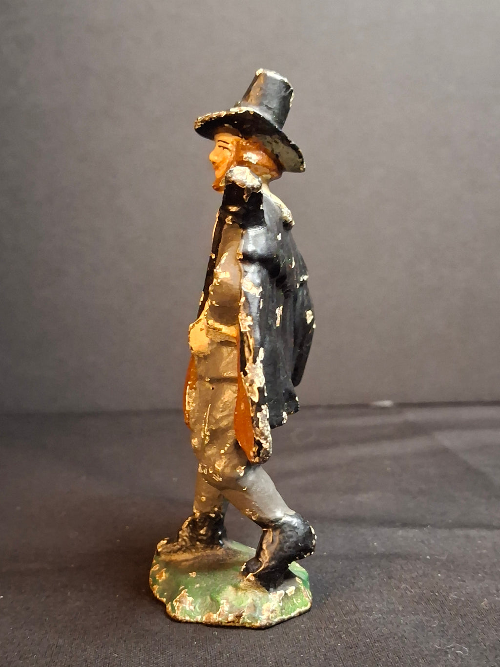 Antique Cast Iron Pilgrim with Musket Man Figurine Paperweight 4.75" Original Polychrome Paint