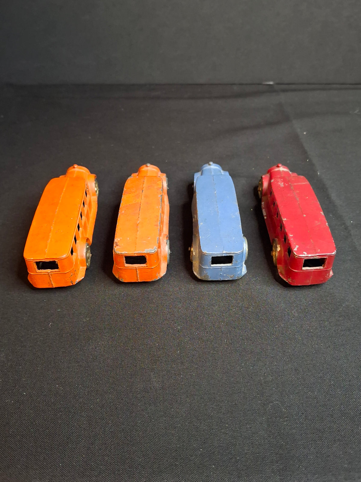 Vintage Pre-War Tootsietoy No. 4651 Fageol Safety Coach Bus Set of Four - Orange Blue Red 1927-1933