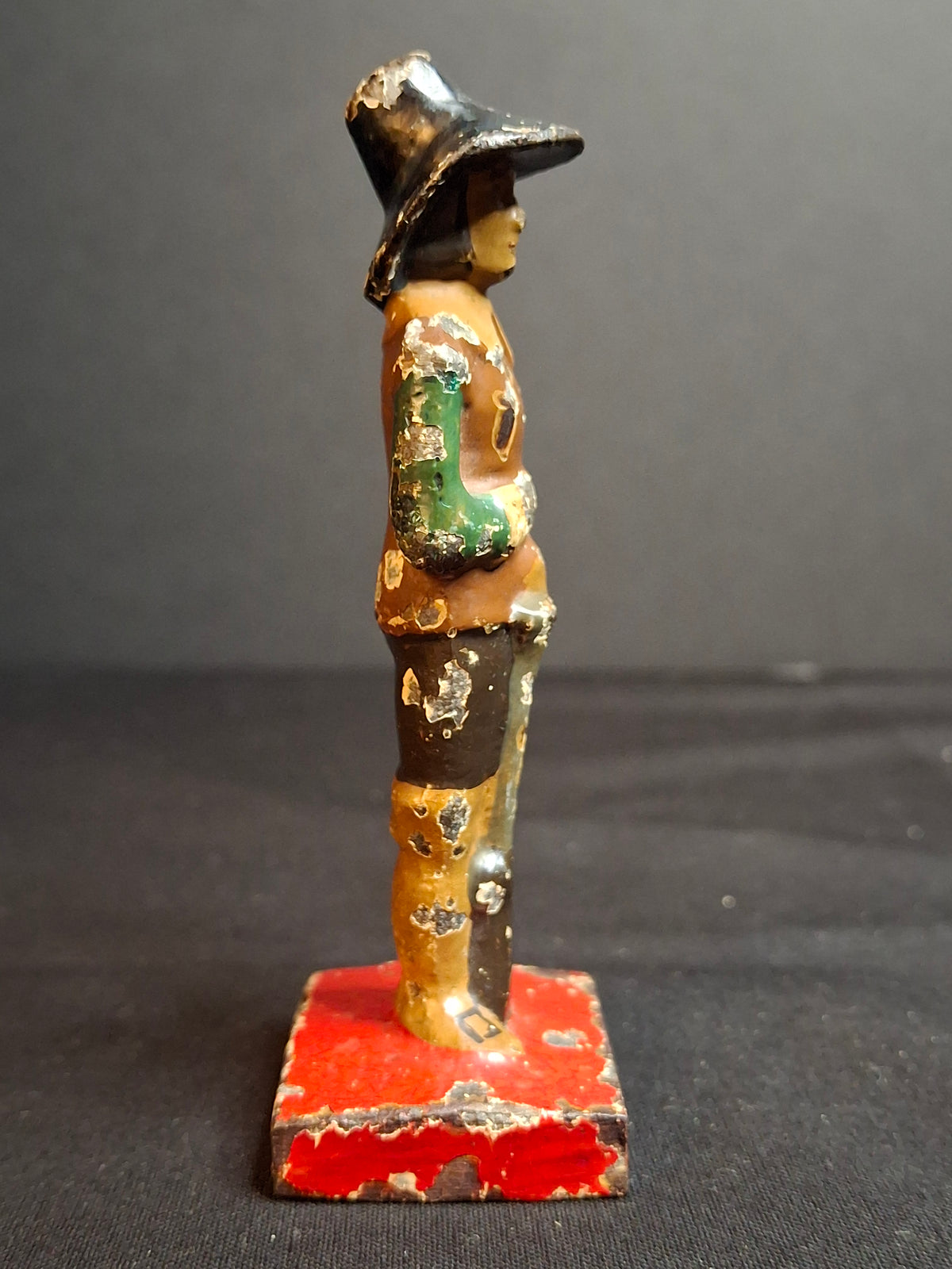 Antique Hubley Cast Iron Pilgrim Paperweight Figurine Original Paint 1920s