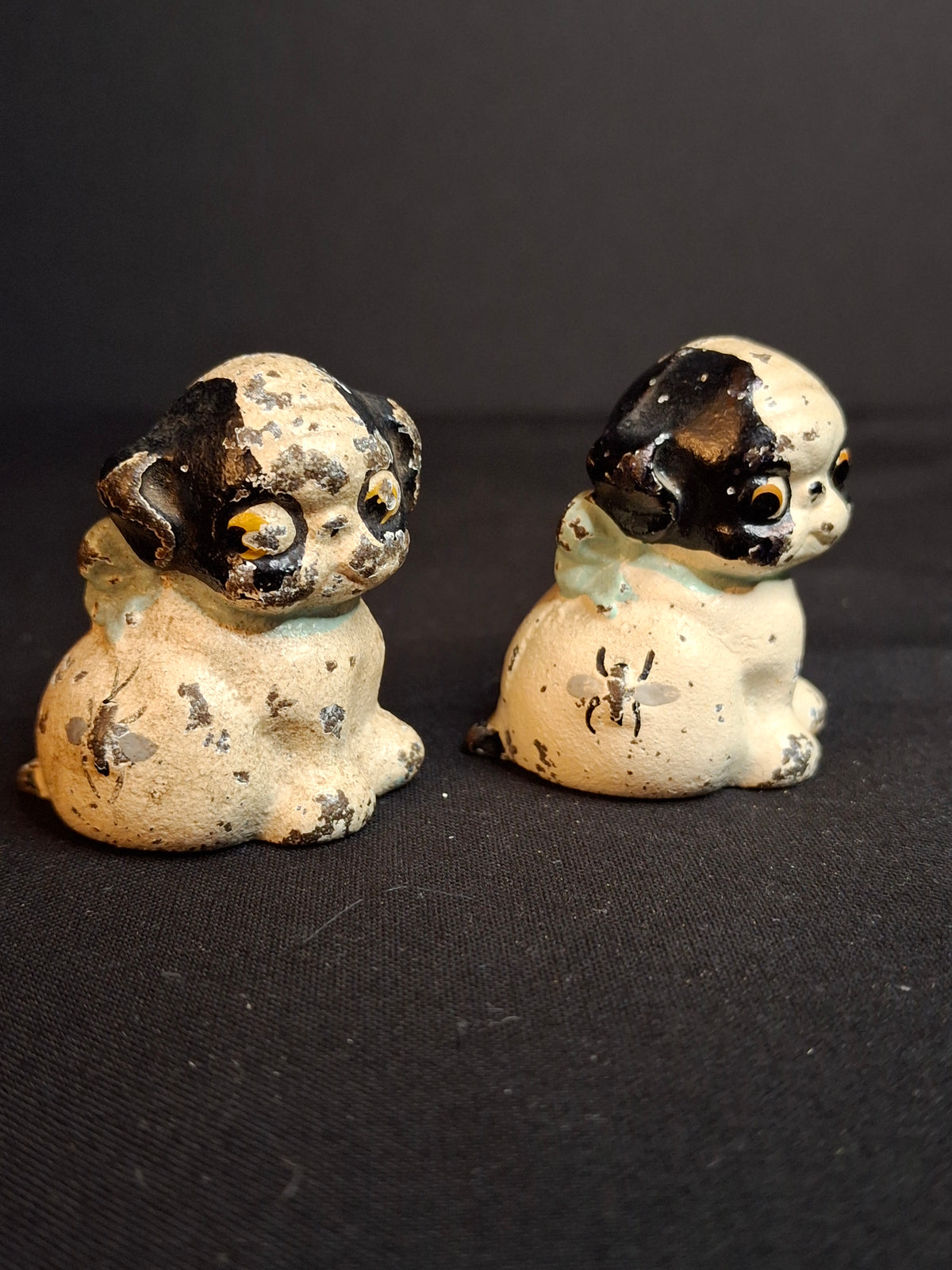 Pair Antique Hubley Cast Iron Puppo Dog Figurine Paperweights Bee on Hip Grace Drayton