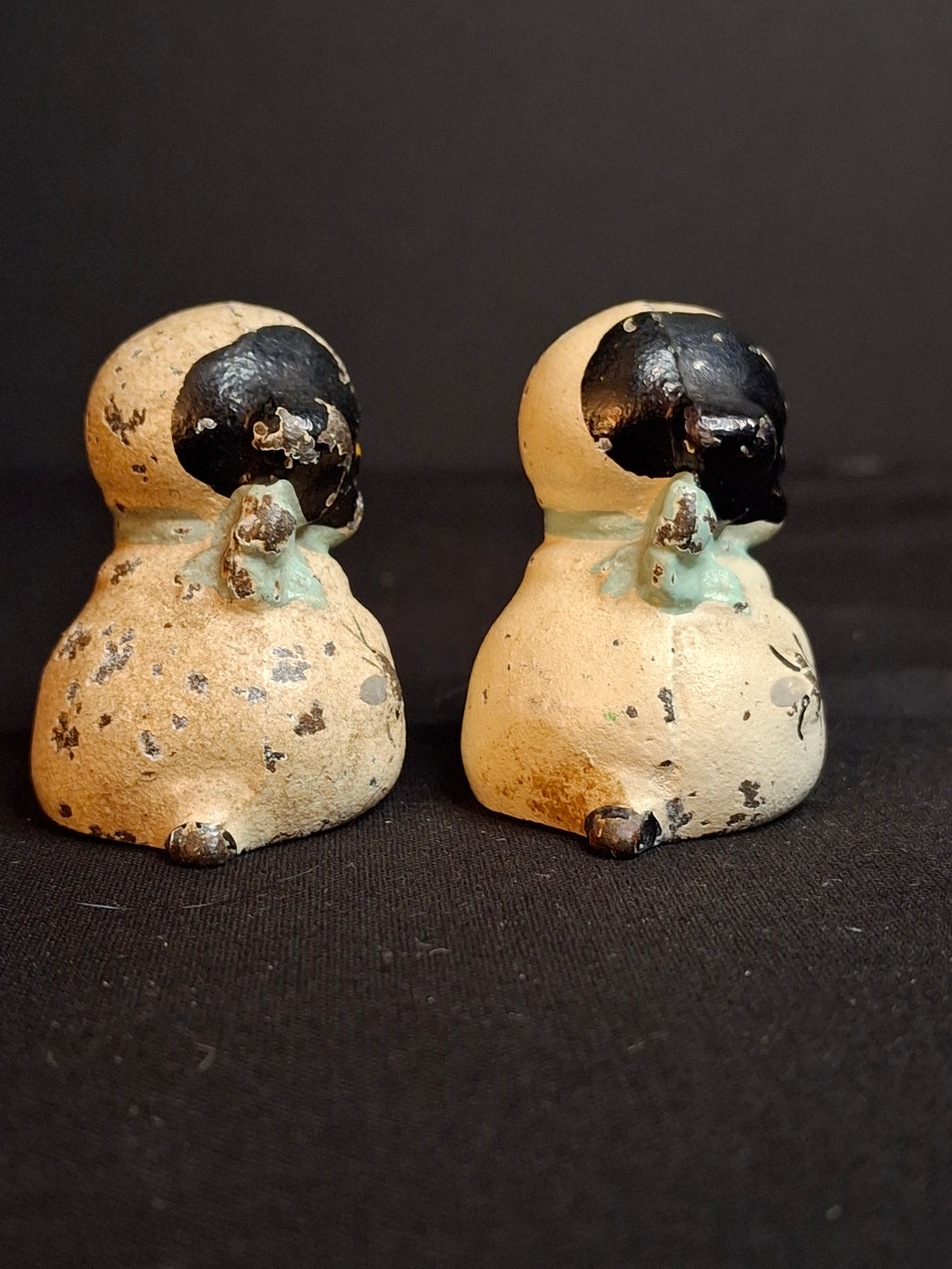 Pair Antique Hubley Cast Iron Puppo Dog Figurine Paperweights Bee on Hip Grace Drayton