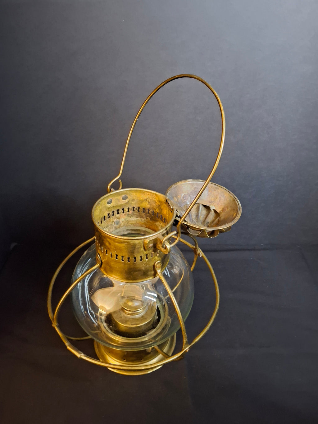 Antique Brass Onion Globe Ship Marine Lantern Sherwoods Burner c. 1870s Matthew J King Provenance