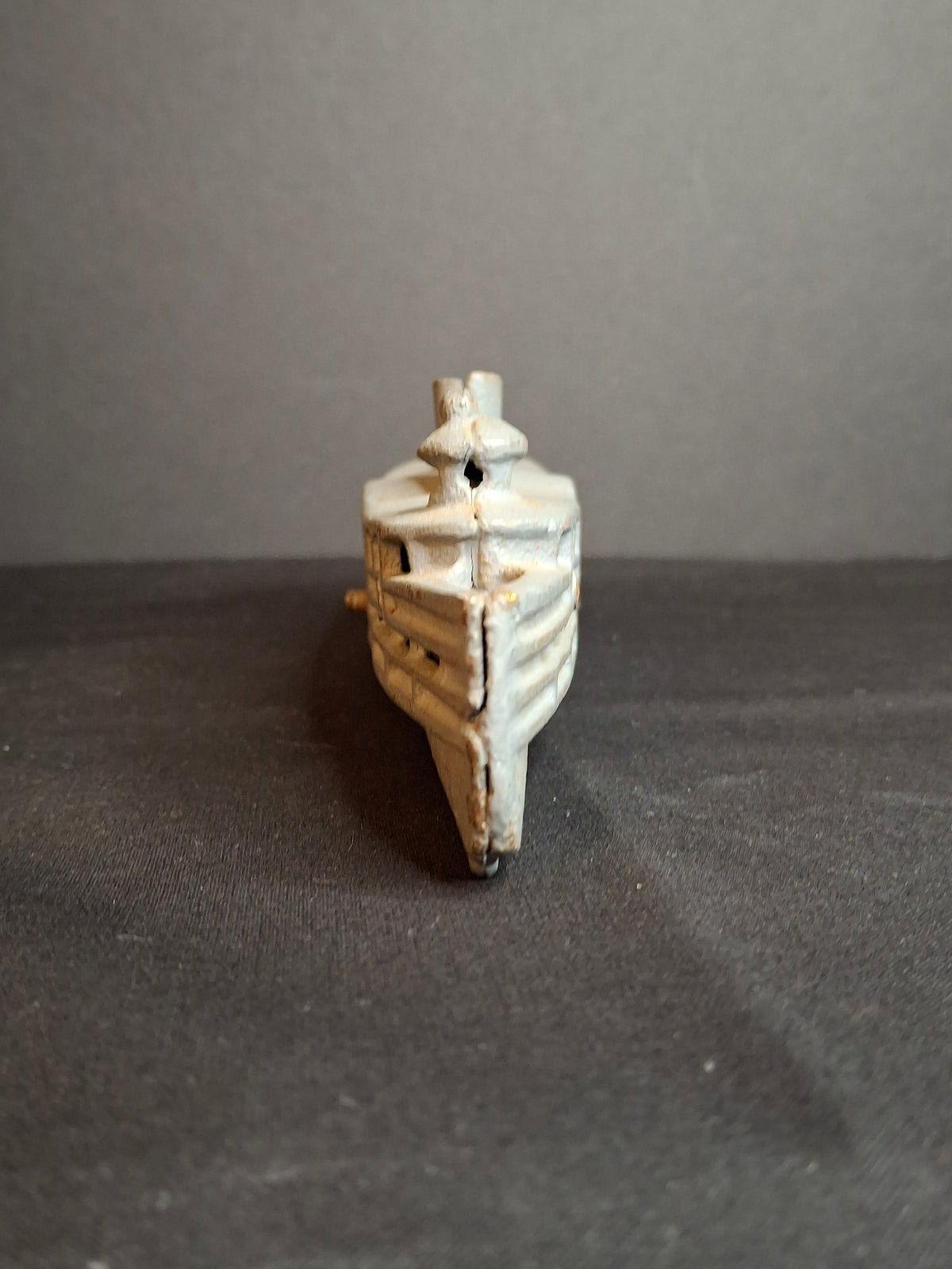 Antique Cast Iron Paddle Wheel Steamboat Toy A.C. Williams / Kenton c.1920 7.75"