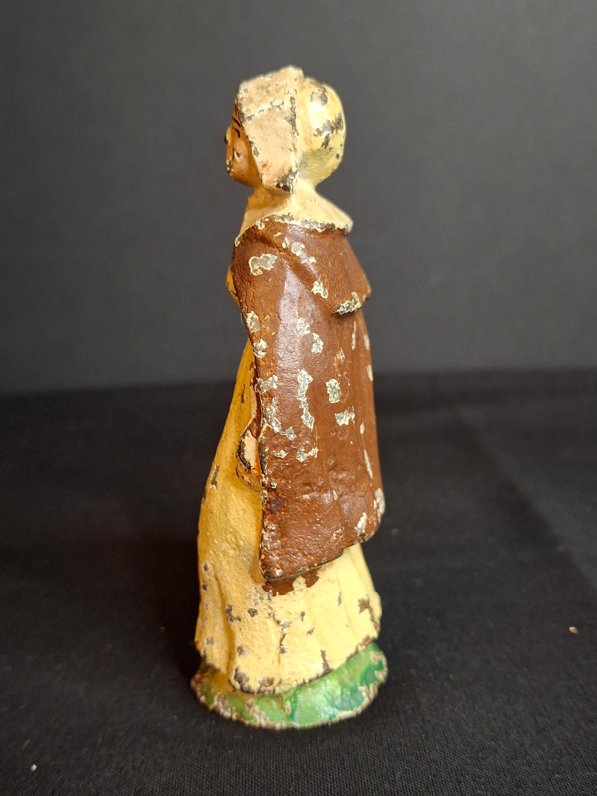 Antique Cast Iron Pilgrim Puritan Woman Figurine Paperweight Attrib Hubley Colonial Lady Thanksgiving