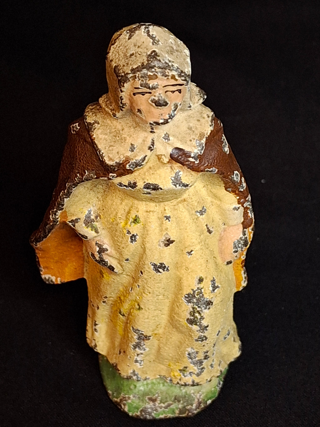 Antique Cast Iron Pilgrim Puritan Woman Figurine Paperweight Attrib Hubley Colonial Lady Thanksgiving