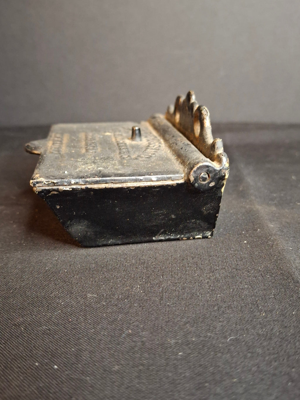 Antique Cast Iron Wall Self Closing Match Safe Box Sargent & Co New Haven CT