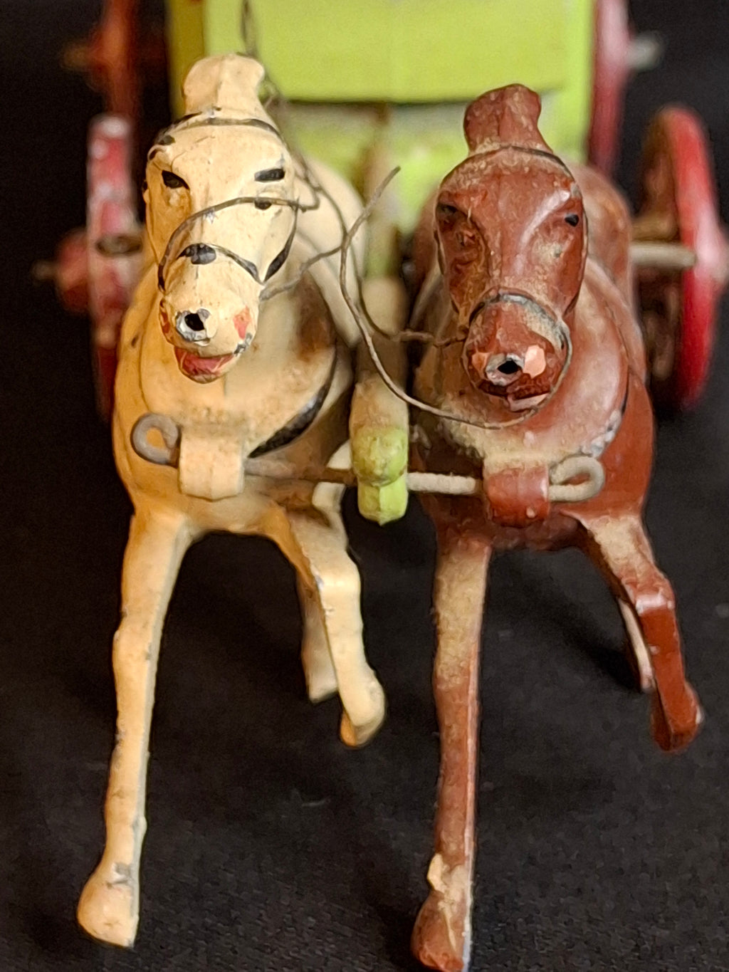 Vintage Johillco Lead Wild West Stagecoach Toy 2 Horses Driver Armed Guard England