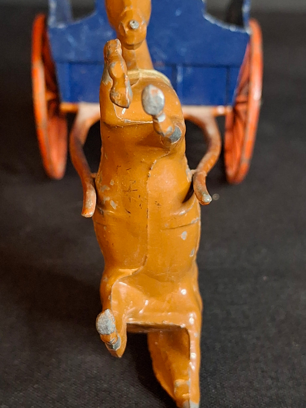 Vintage Britains Hollow Cast Lead Horse Drawn Blue Tip Cart Wagon Made In England