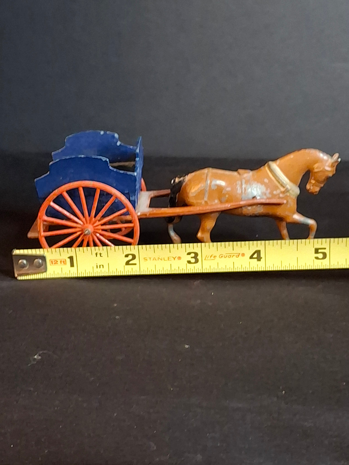 Vintage Britains Hollow Cast Lead Horse Drawn Blue Tip Cart Wagon Made In England