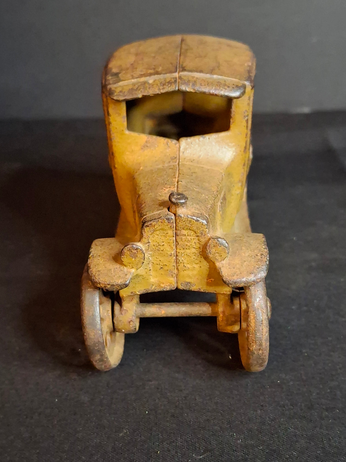 Antique 1920s Kilgore Cast Iron Ford Model T Coupe Toy Car Dark Mustard Yellow SF600A
