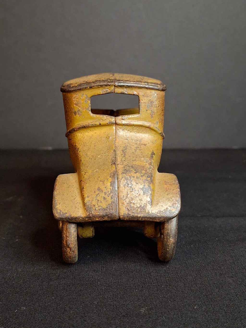 Antique 1920s Kilgore Cast Iron Ford Model T Coupe Toy Car Dark Mustard Yellow SF600A