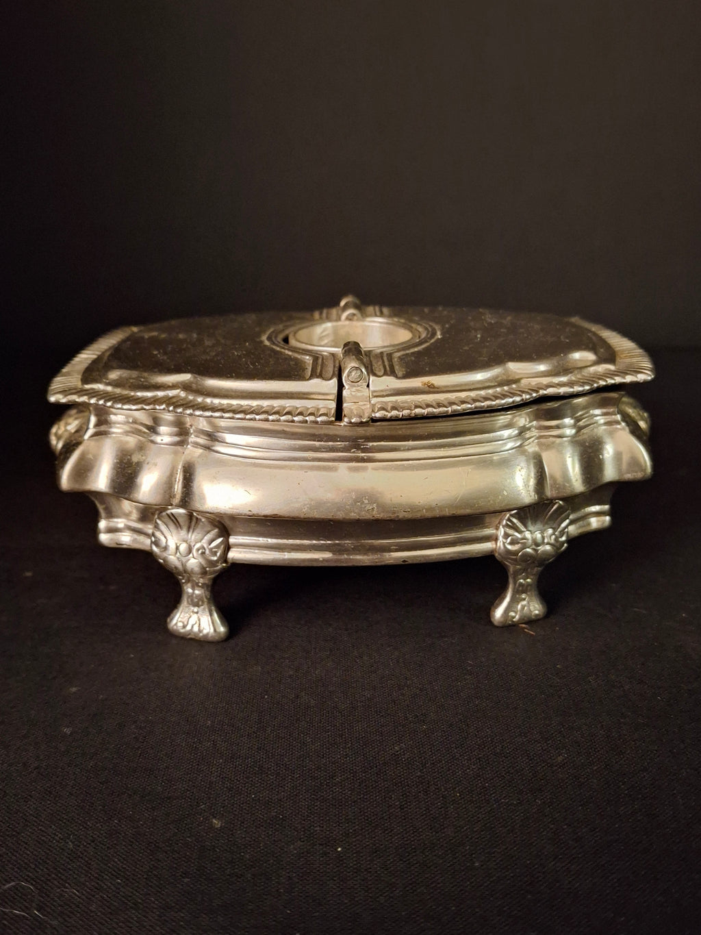 Vintage Silver Plated Havdalah Compendium Spice Box Candle Holder Lions Crest 344