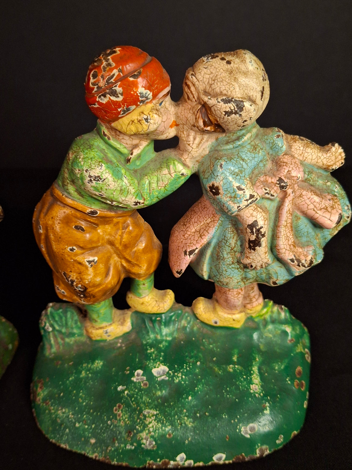 Antique Hubley 332 Cast Iron Kissing Dutch Kids Bookends Pair Original Paint 1920s