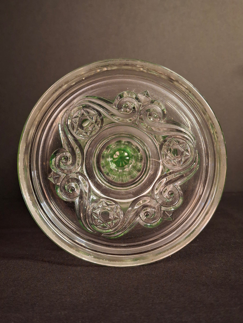 Antique Victorian Emerald Green Glass Kerosene Lamp Clear Star Base Scovill Queen Anne No 1 Burner