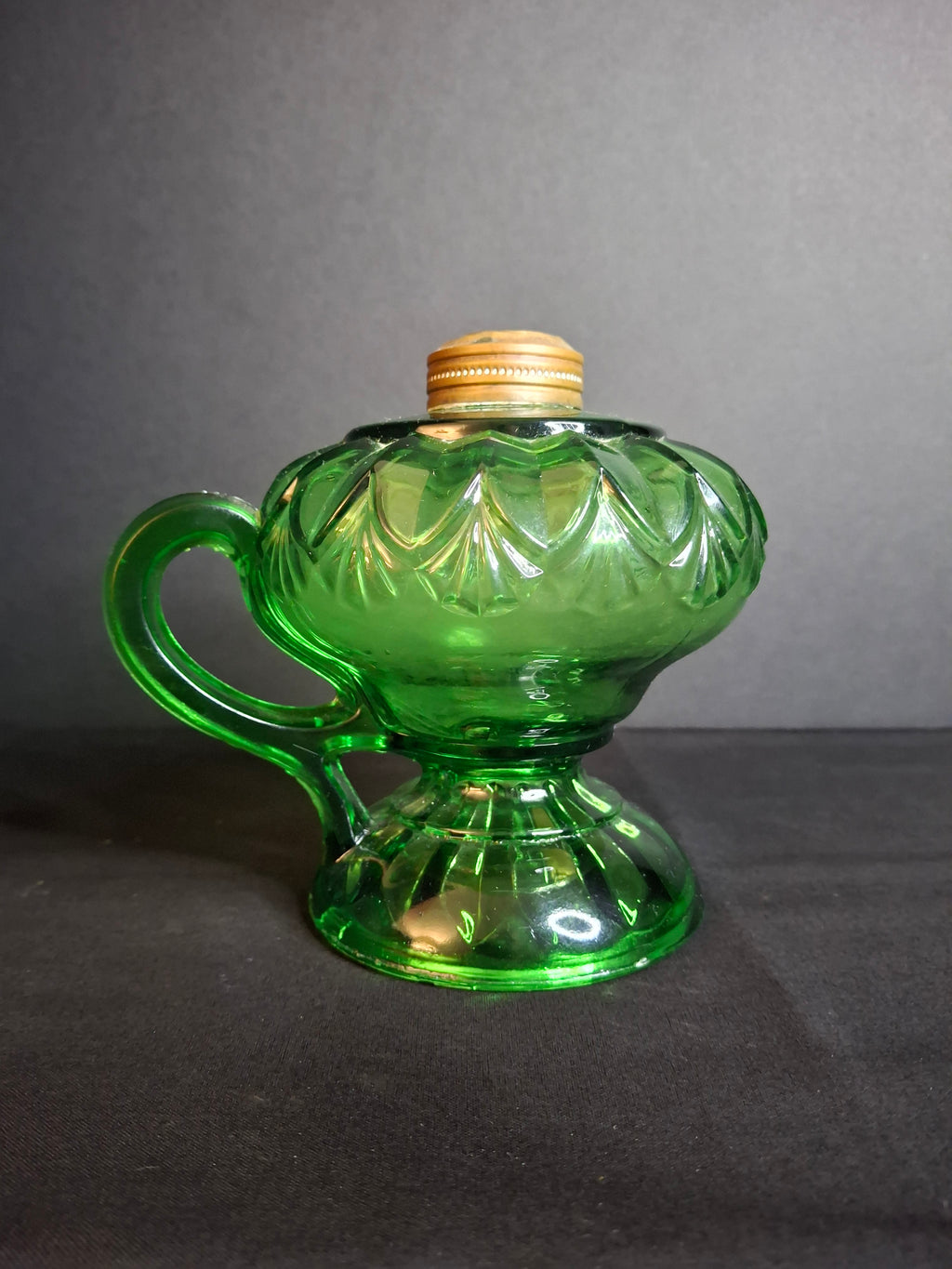 Antique Emerald Green Glass Finger Lamp Victorian Kerosene Oil Feathered Swirl