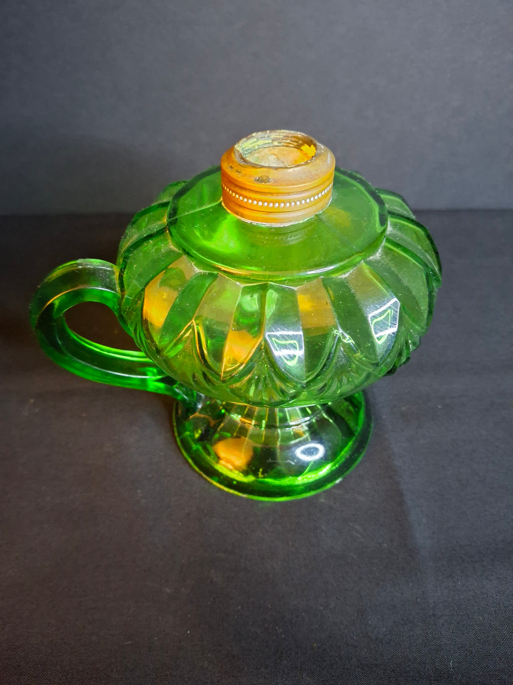 Antique Emerald Green Glass Finger Lamp Victorian Kerosene Oil Feathered Swirl